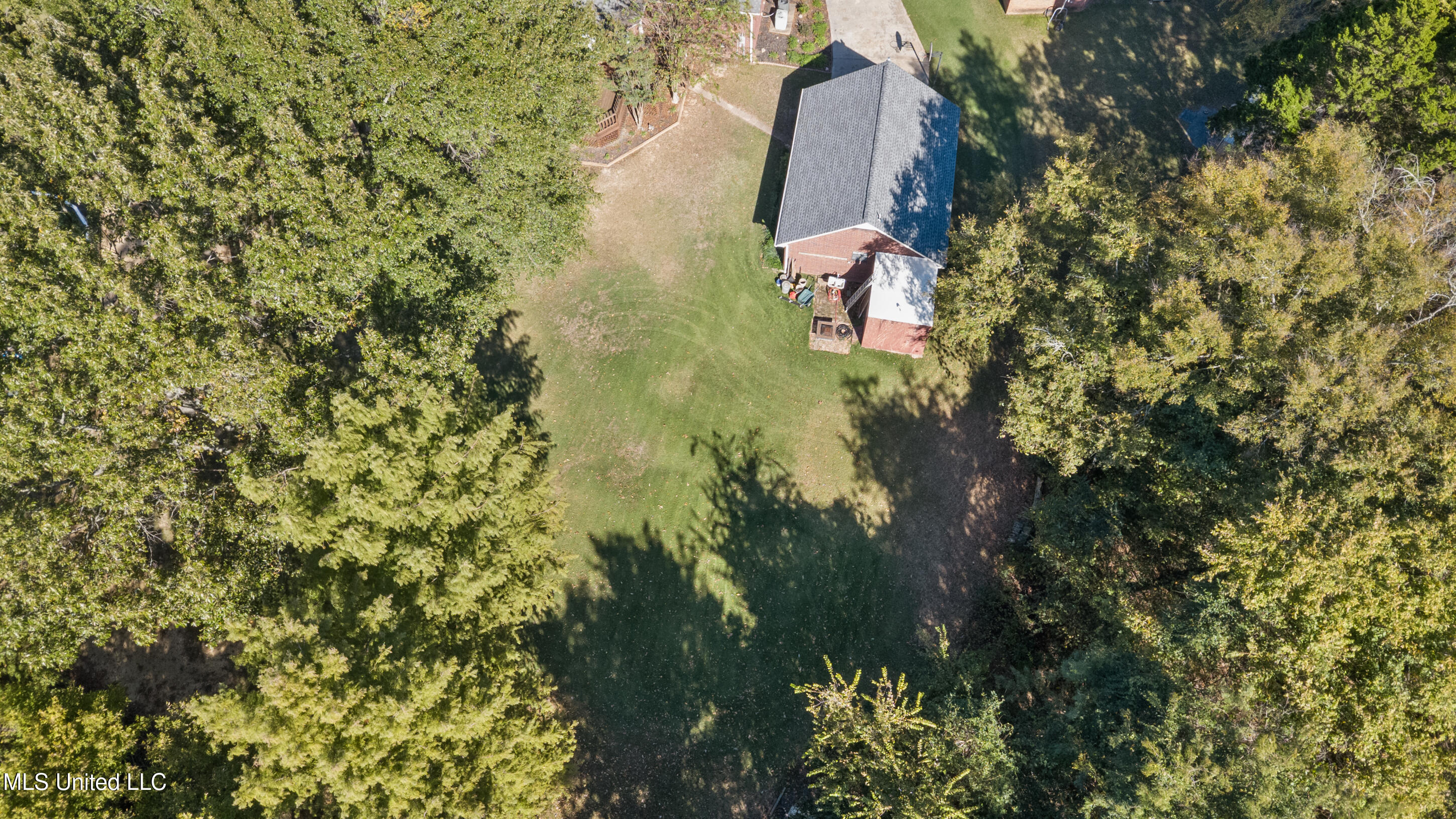 129 Keestone Drive Property Photo 31