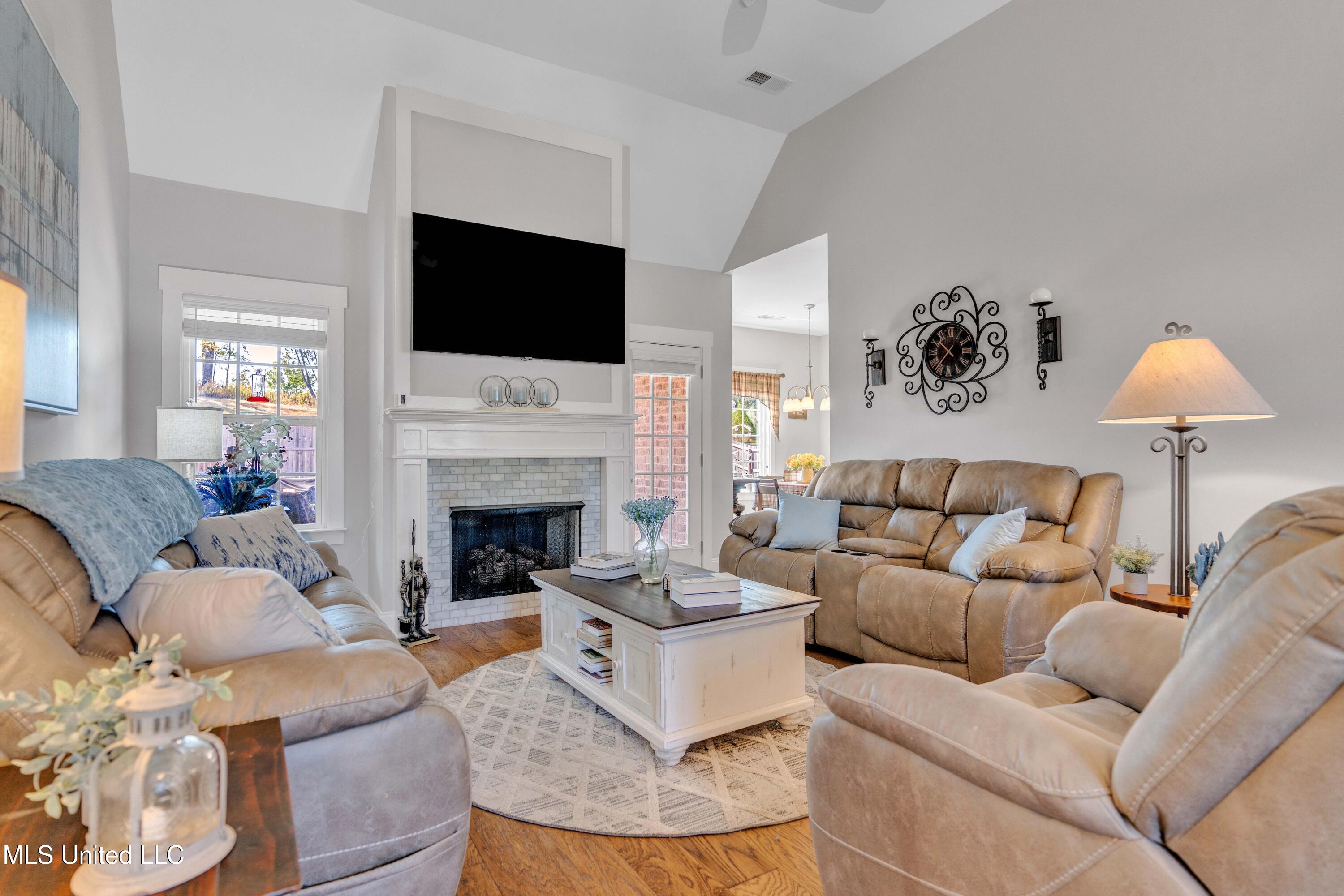 603 Beckett Cove Property Photo 5