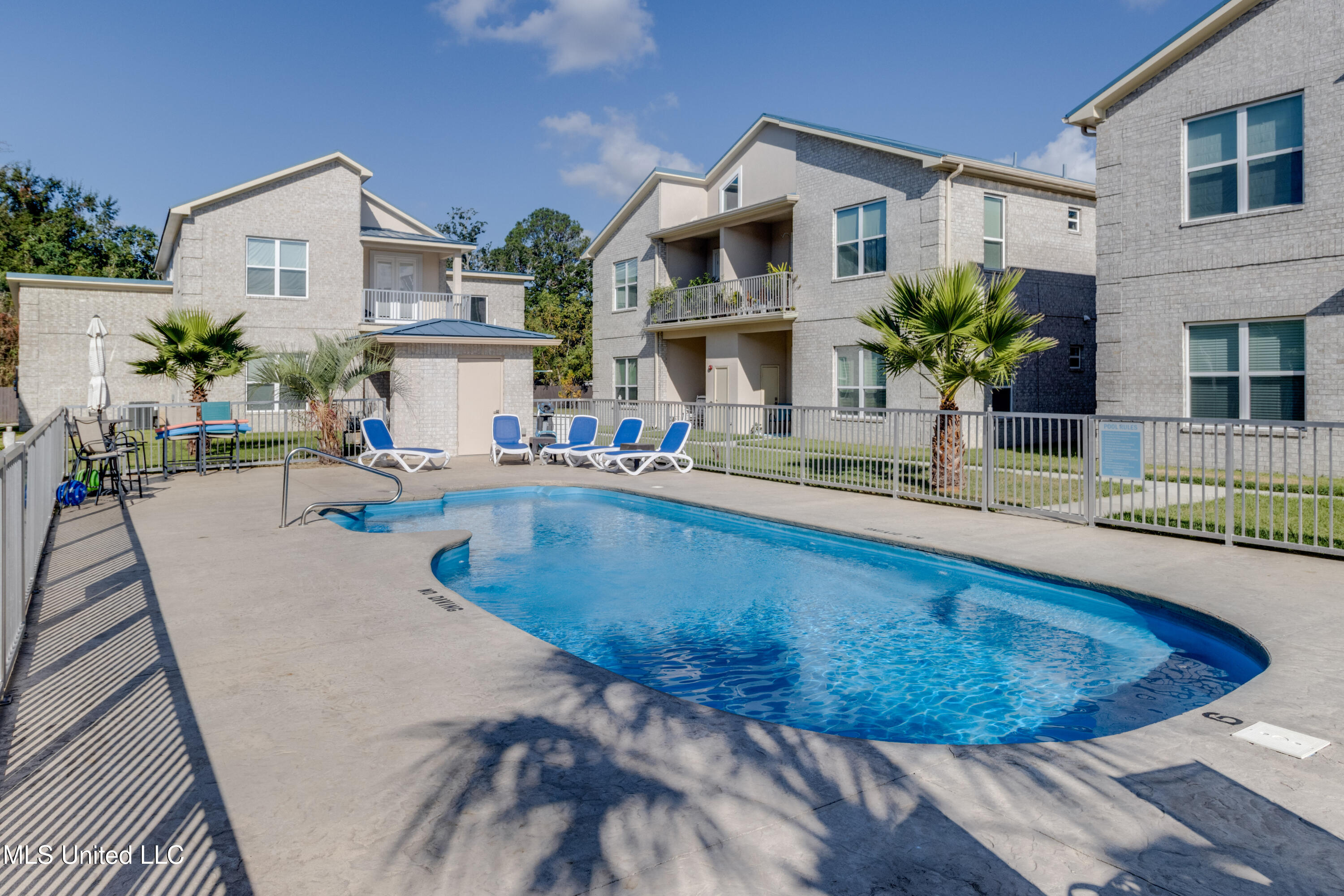 225 Winter Garden Drive Property Photo 17