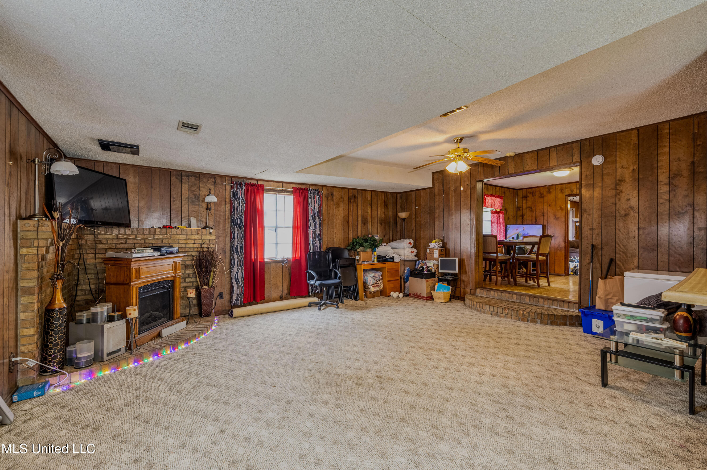 270 Johnson Park Property Photo 11