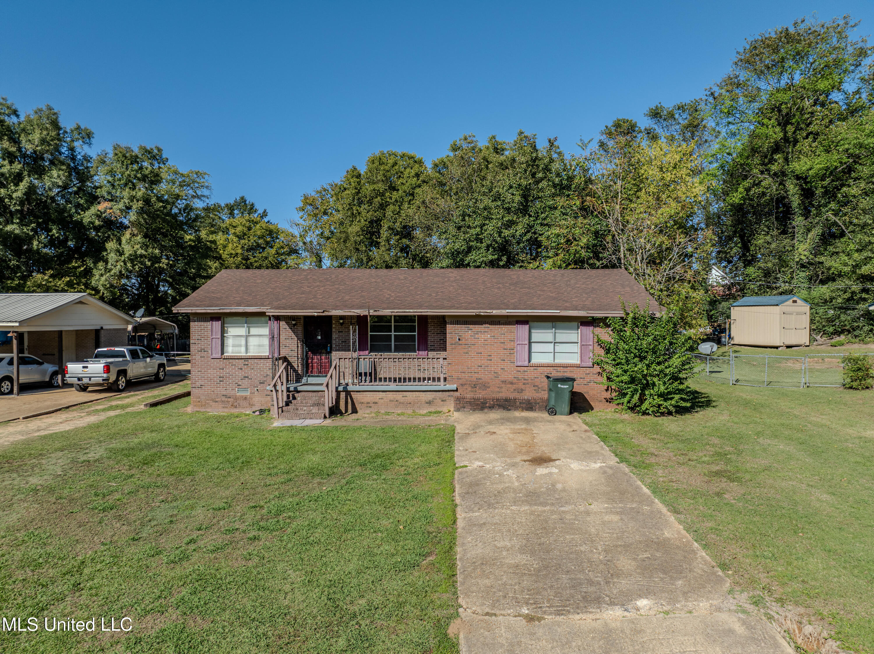 270 Johnson Park Property Photo 19