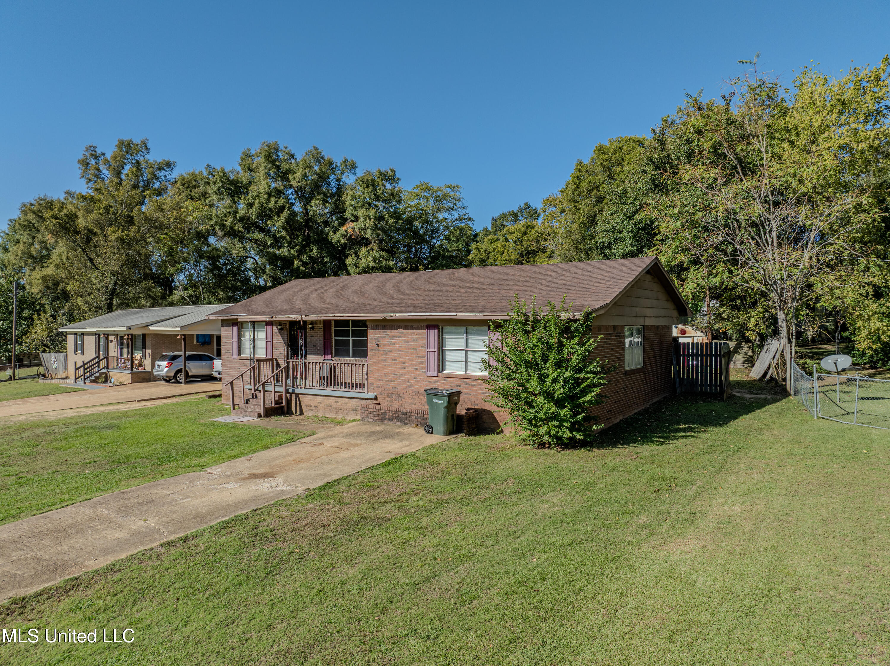 270 Johnson Park Property Photo 21