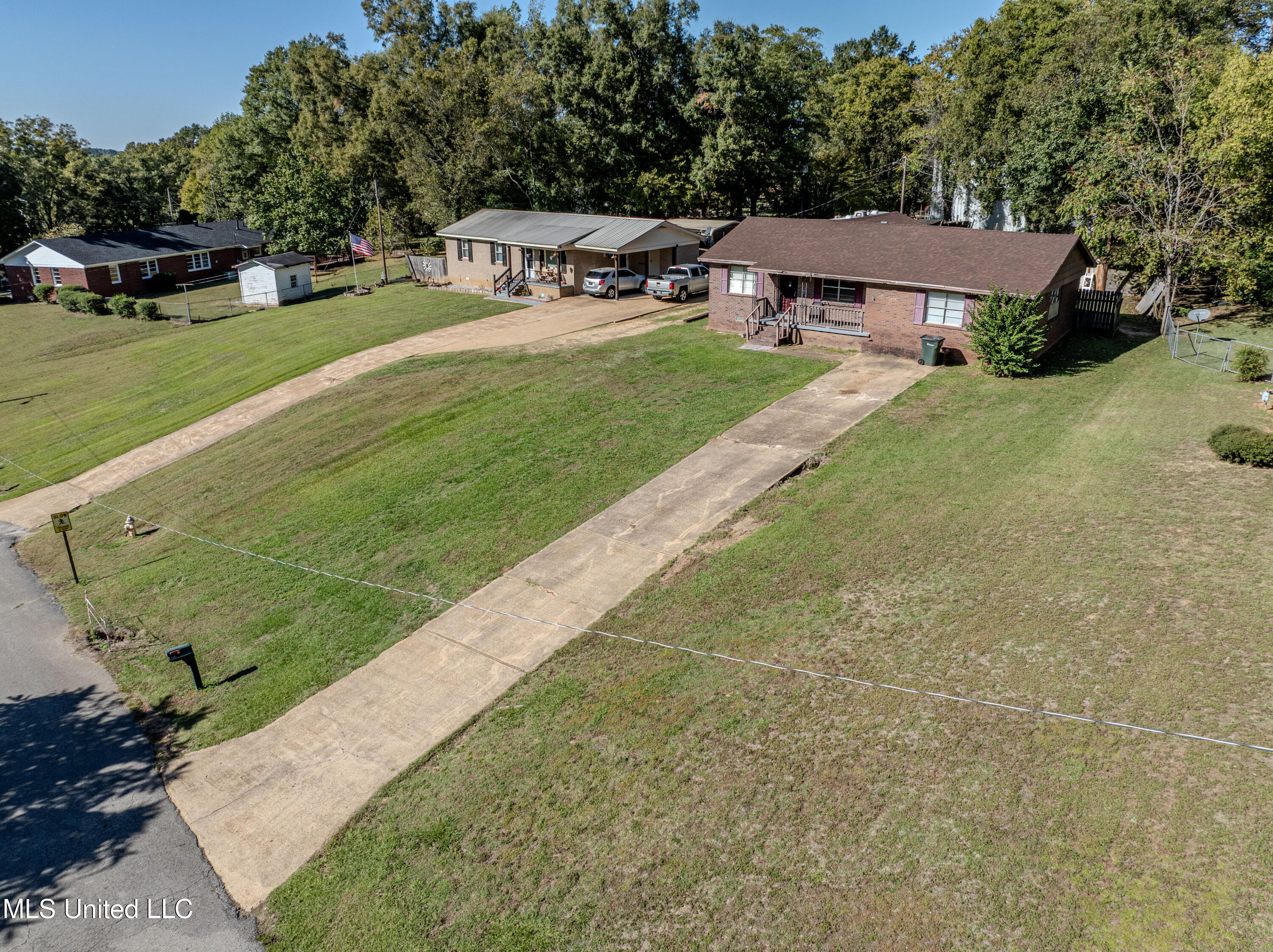 270 Johnson Park Property Photo 23