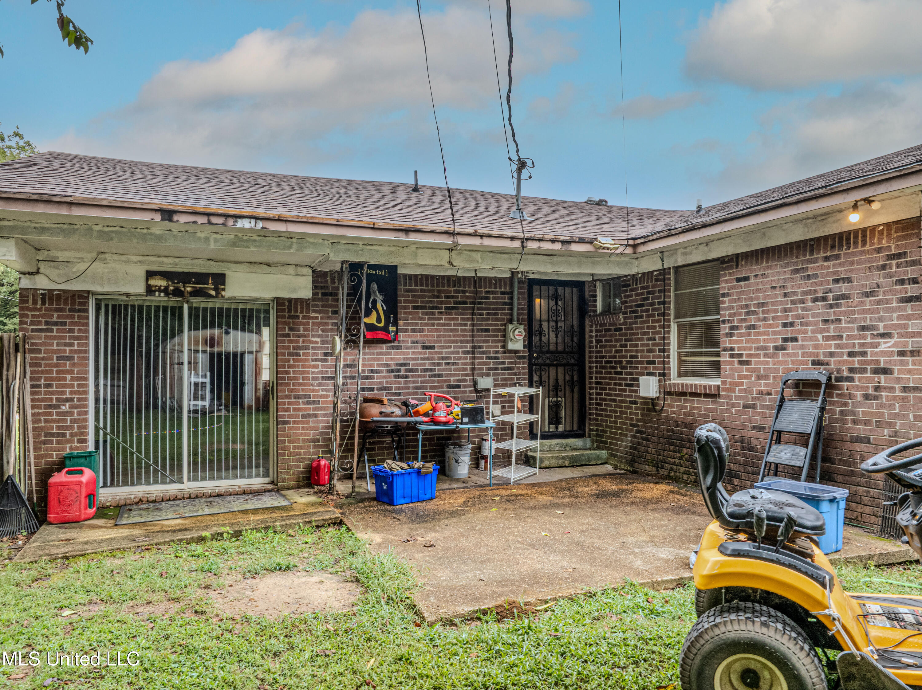 270 Johnson Park Property Photo 36