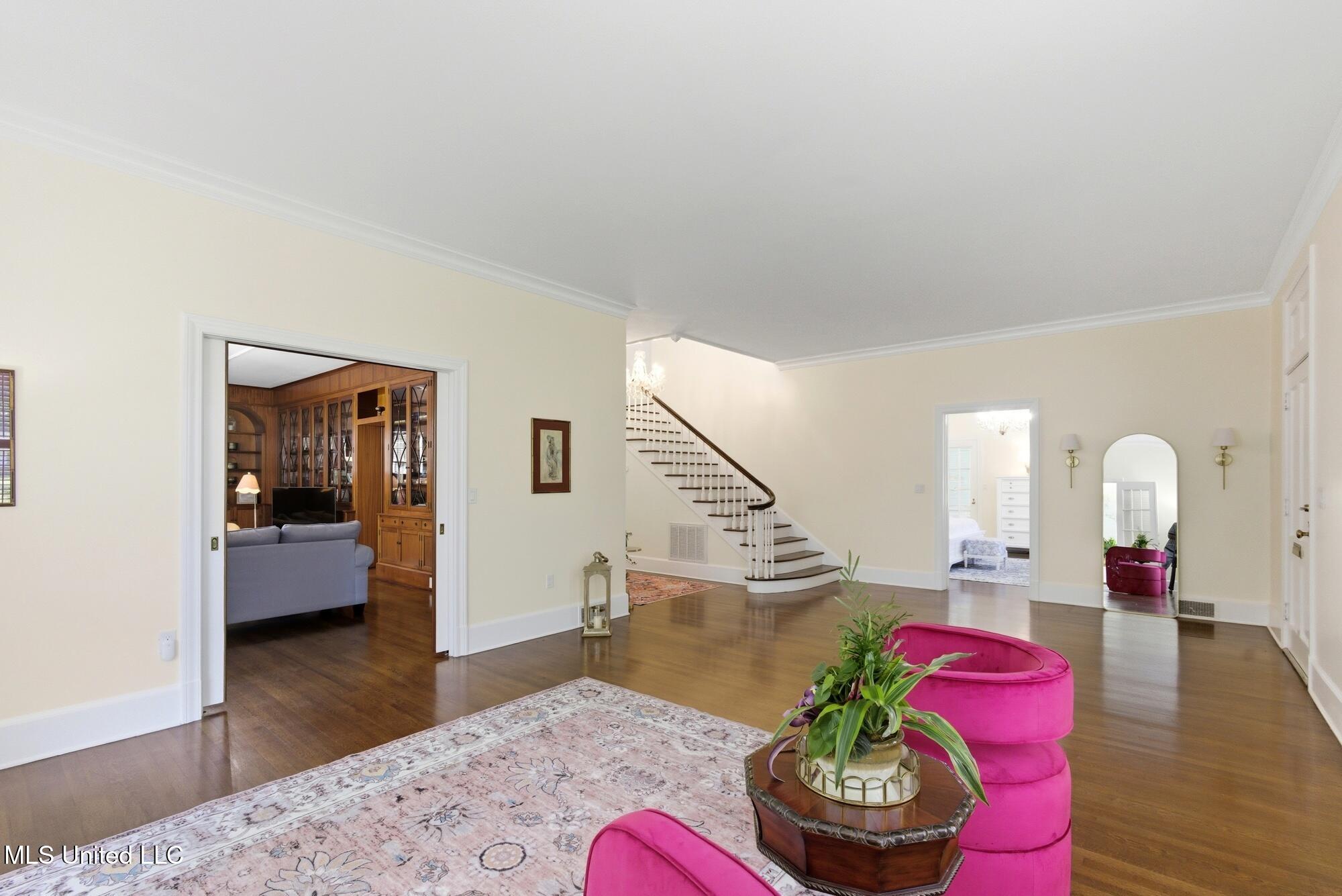 330 S S. Extrension Street Property Photo 5