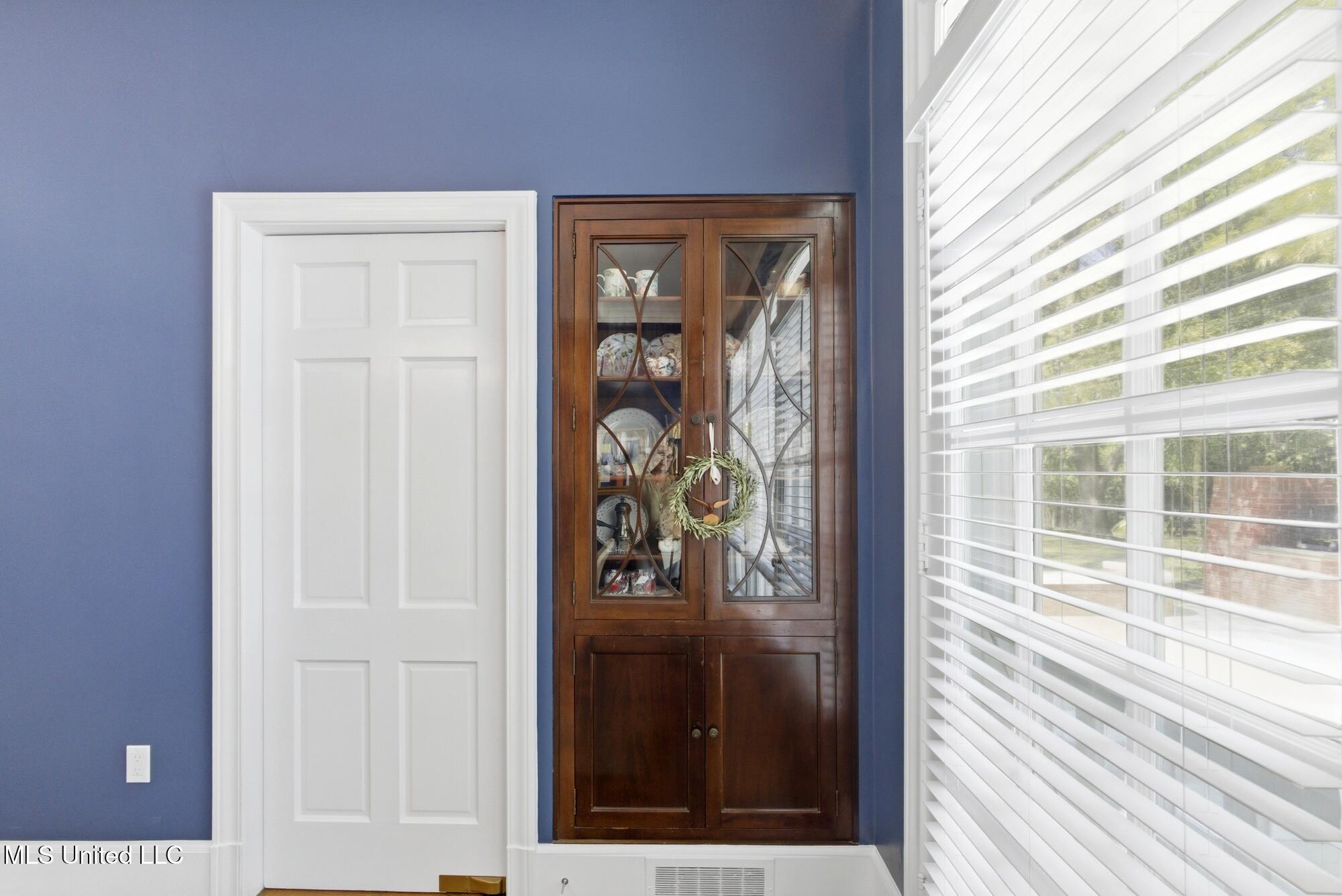 330 S S. Extrension Street Property Photo 23