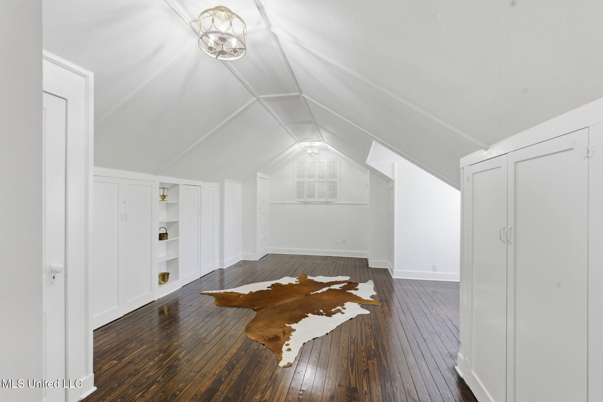 330 S S. Extrension Street Property Photo 49