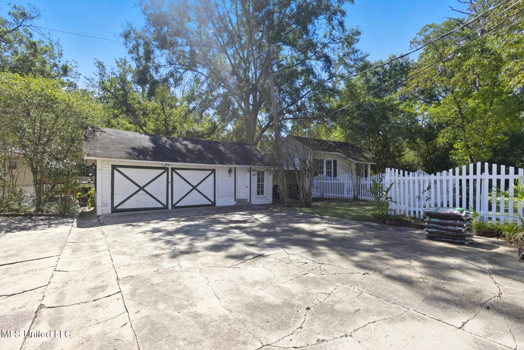 330 S S. Extrension Street Property Photo 64