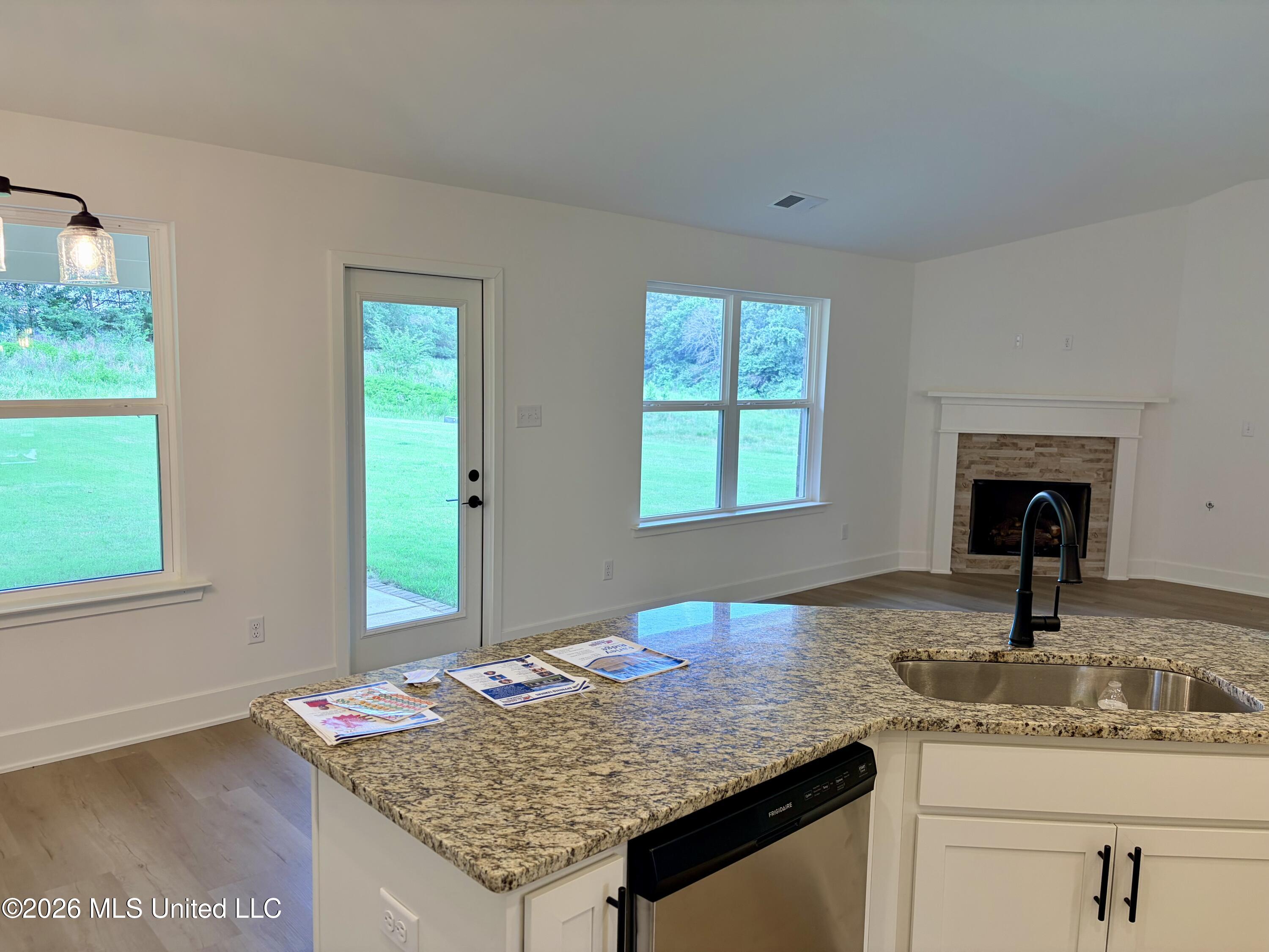 248 Farley Road Property Photo 5