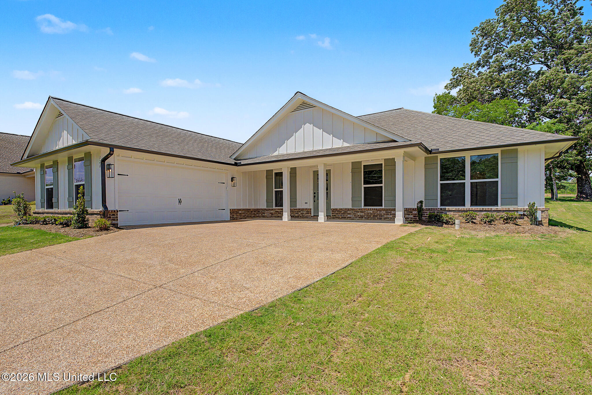 120 Farley Road Property Photo 2