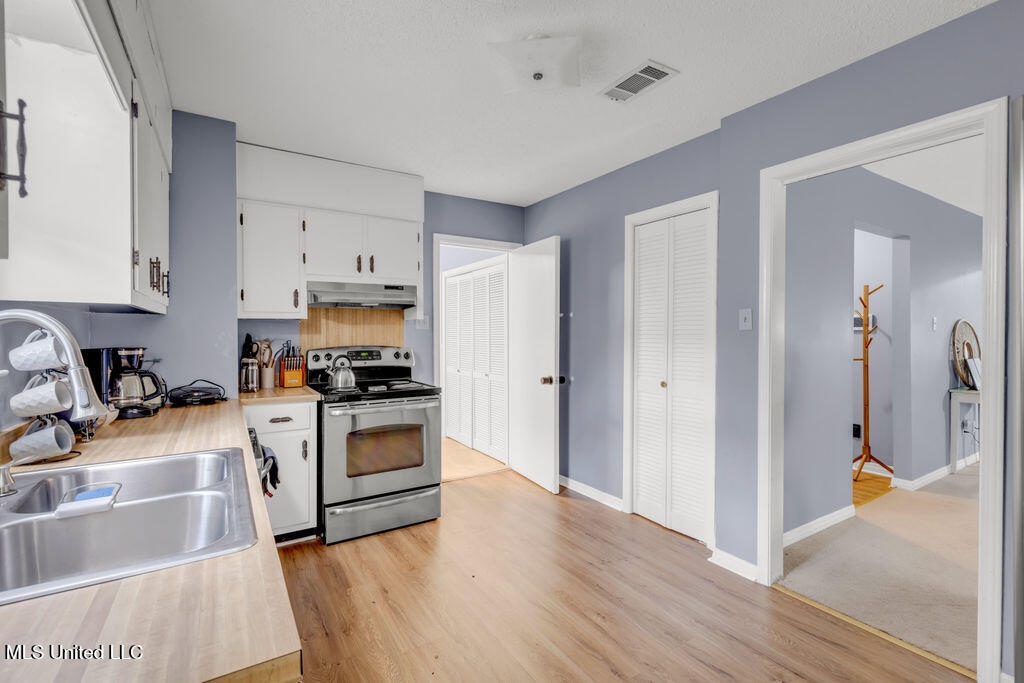 2315 Farrell Circle Property Photo 11