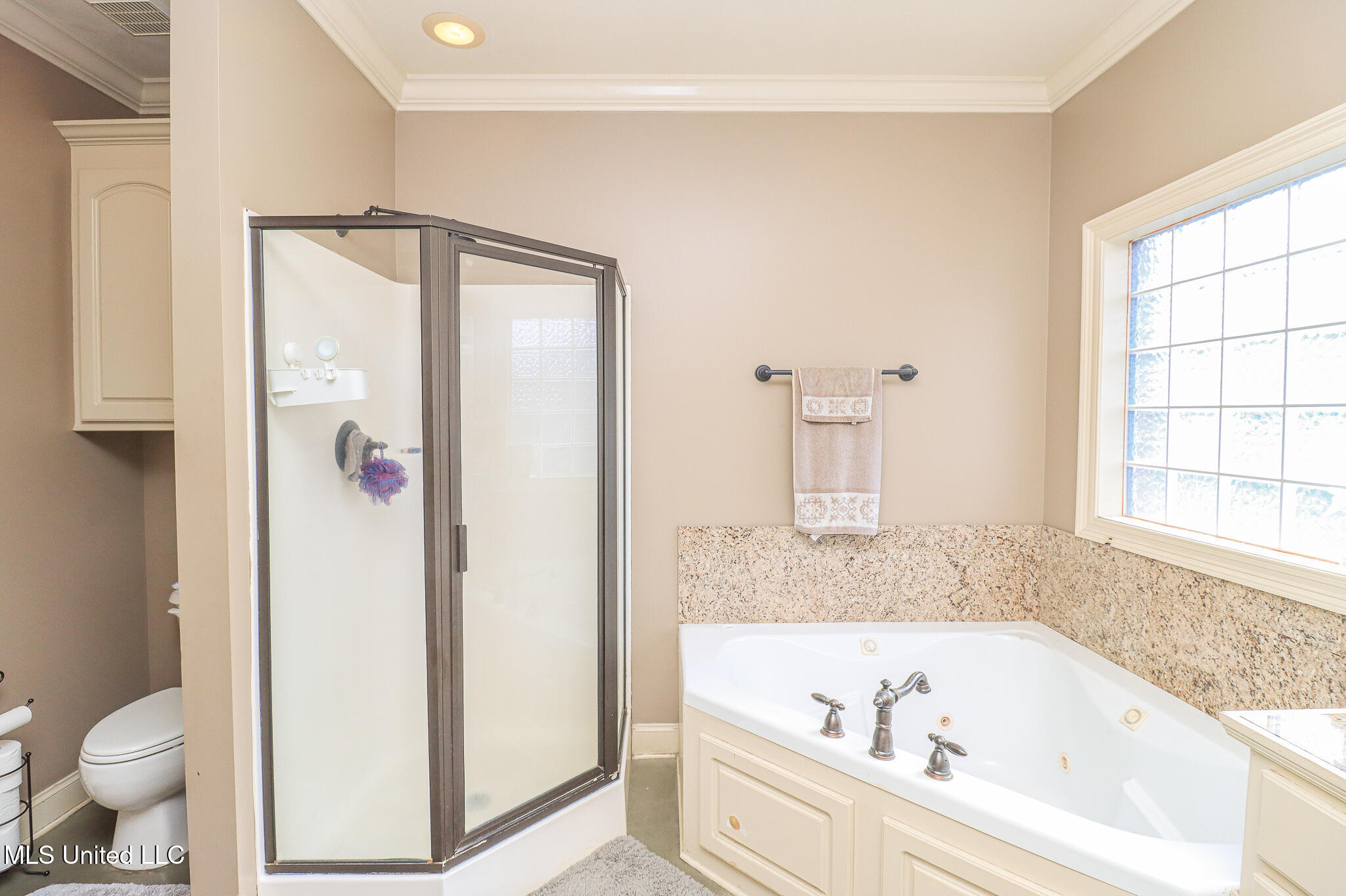 209 Crown Pointe Circle Property Photo 23