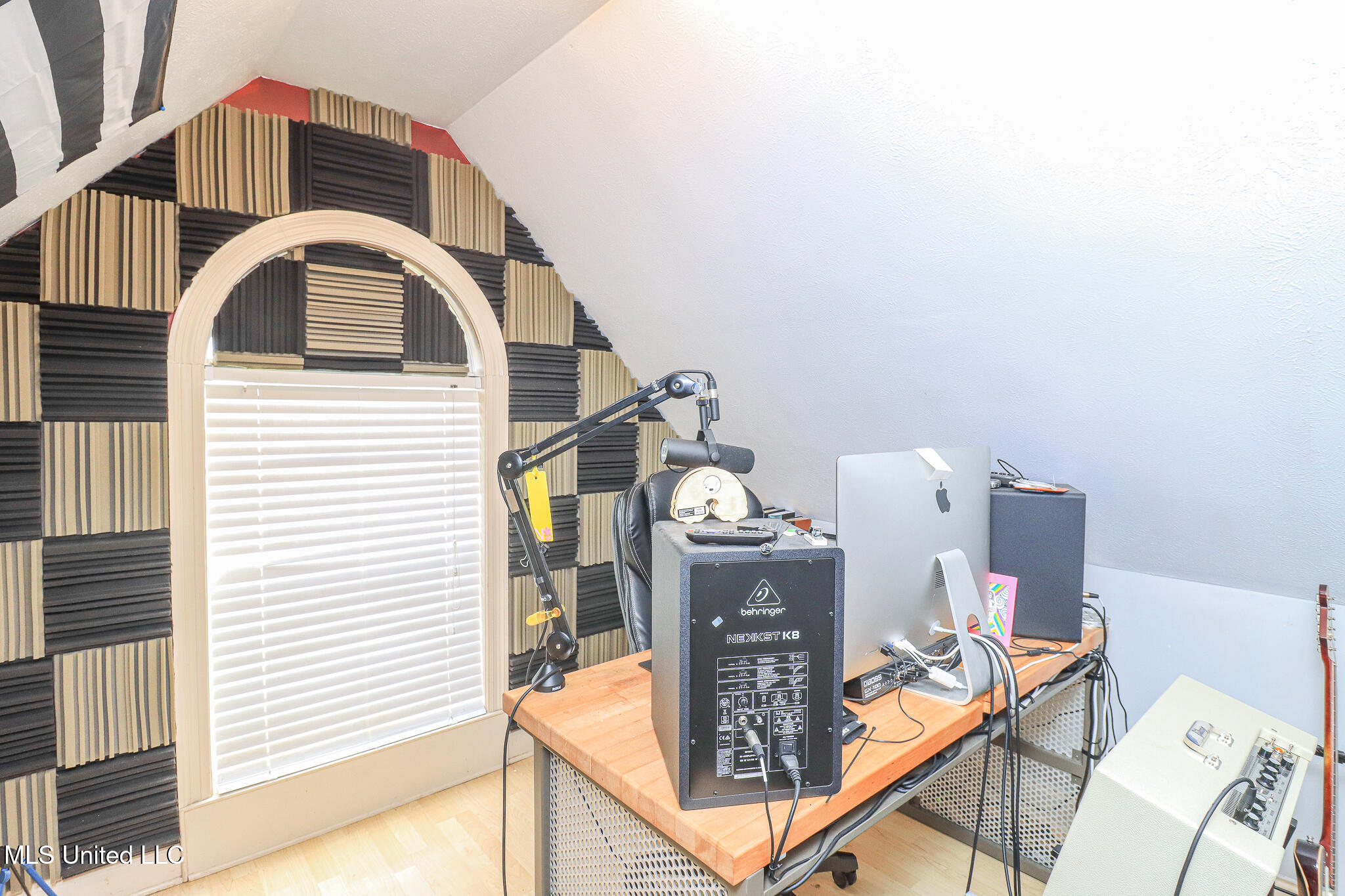 209 Crown Pointe Circle Property Photo 35