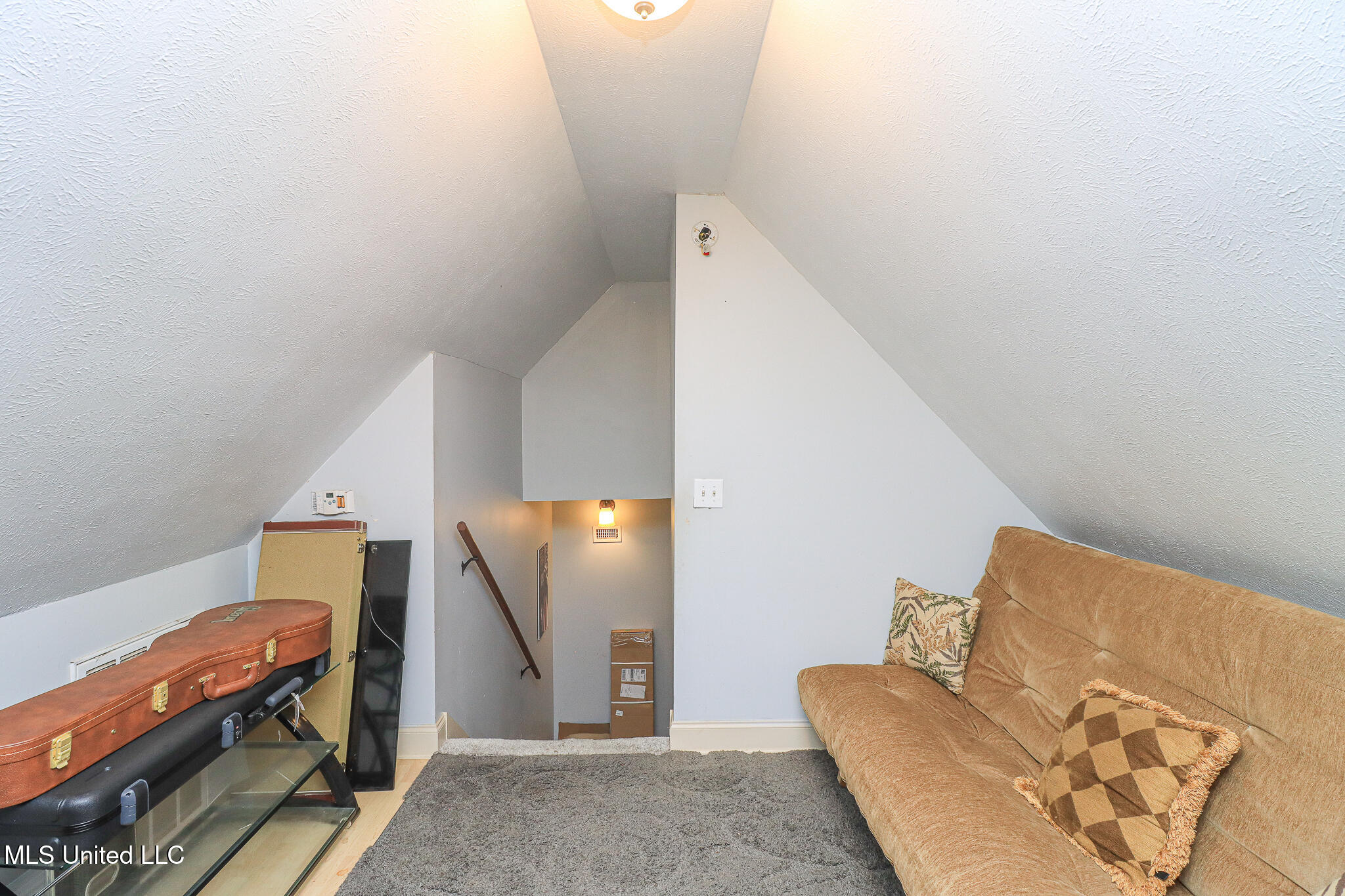 209 Crown Pointe Circle Property Photo 36