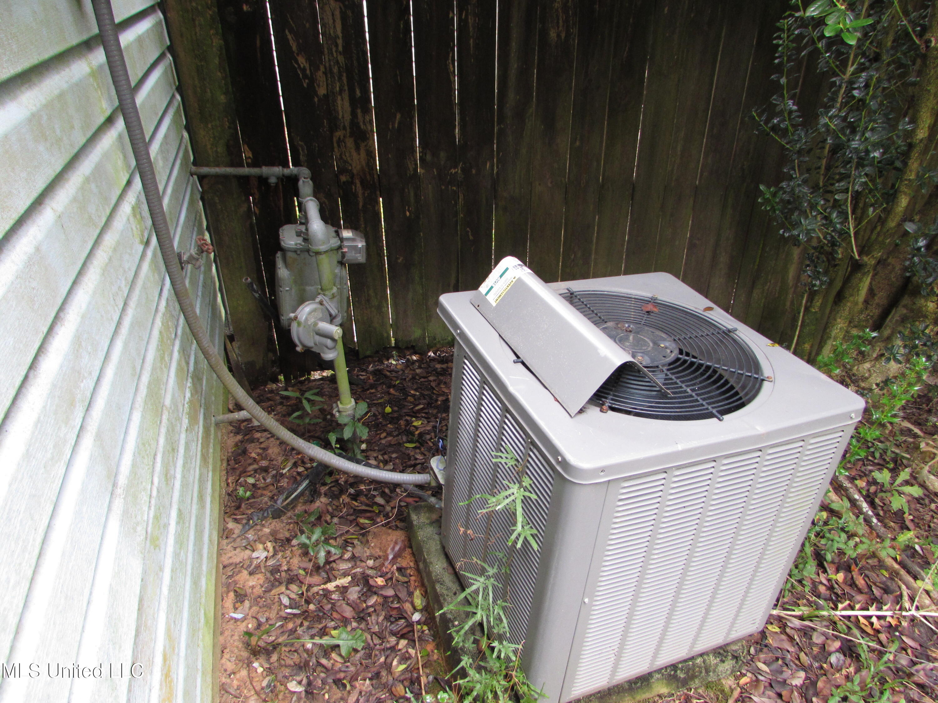 13412 Windridge Drive Property Photo 23