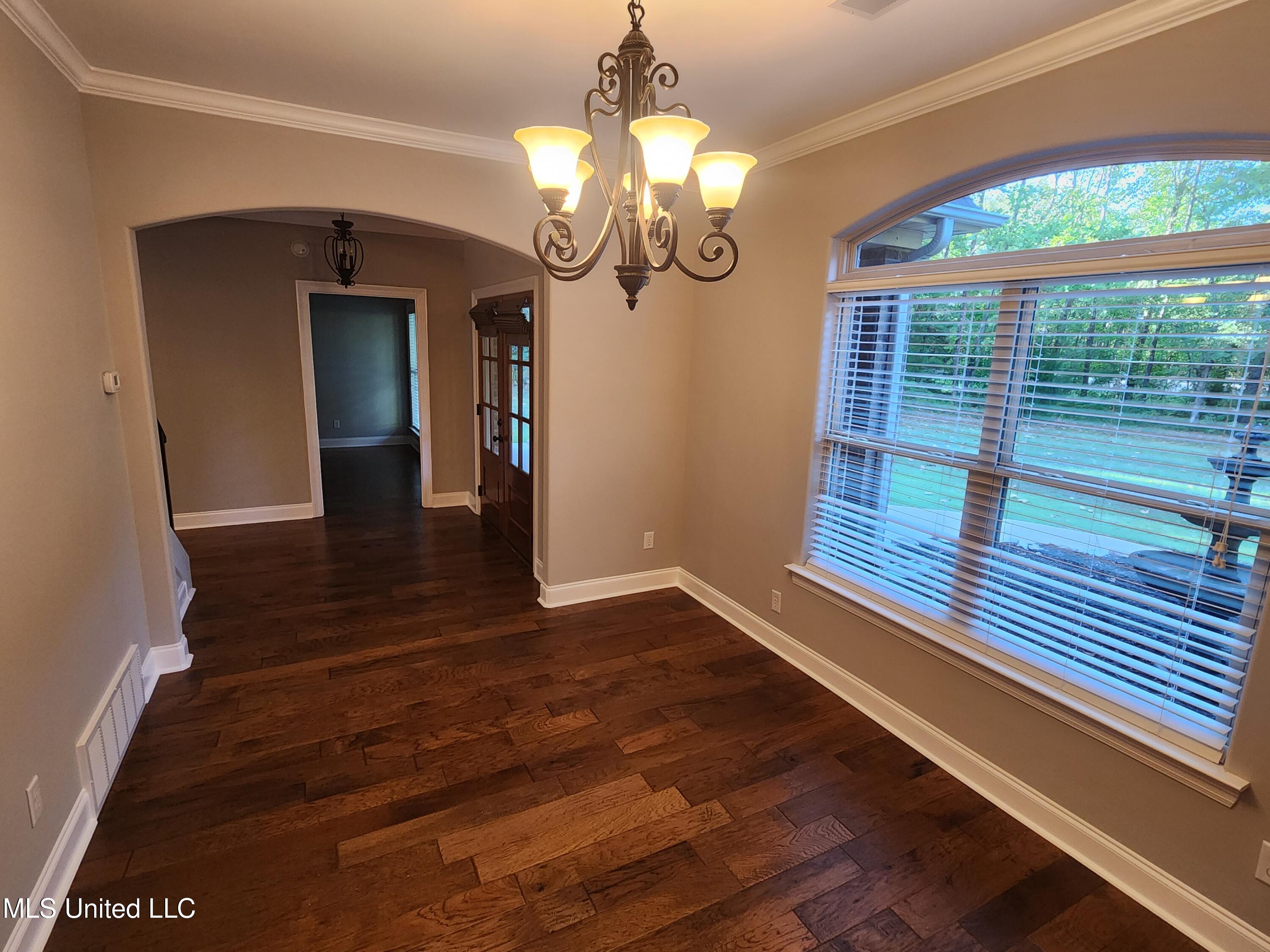 8107 Steven Henry Road Property Photo 16