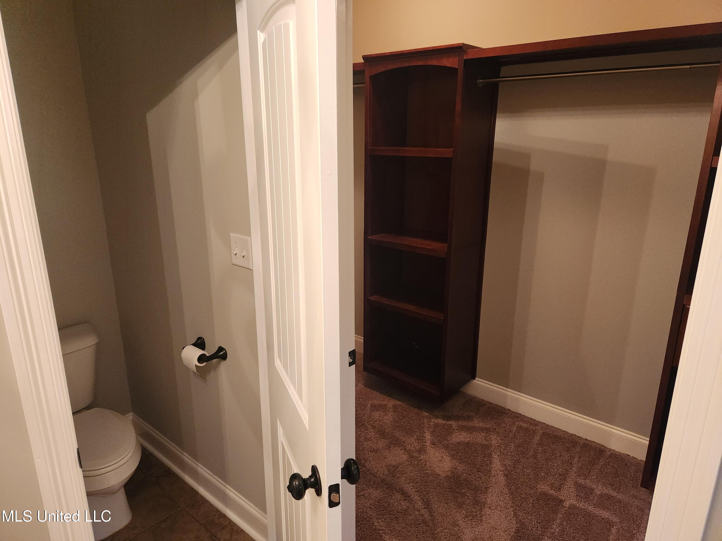 8107 Steven Henry Road Property Photo 22