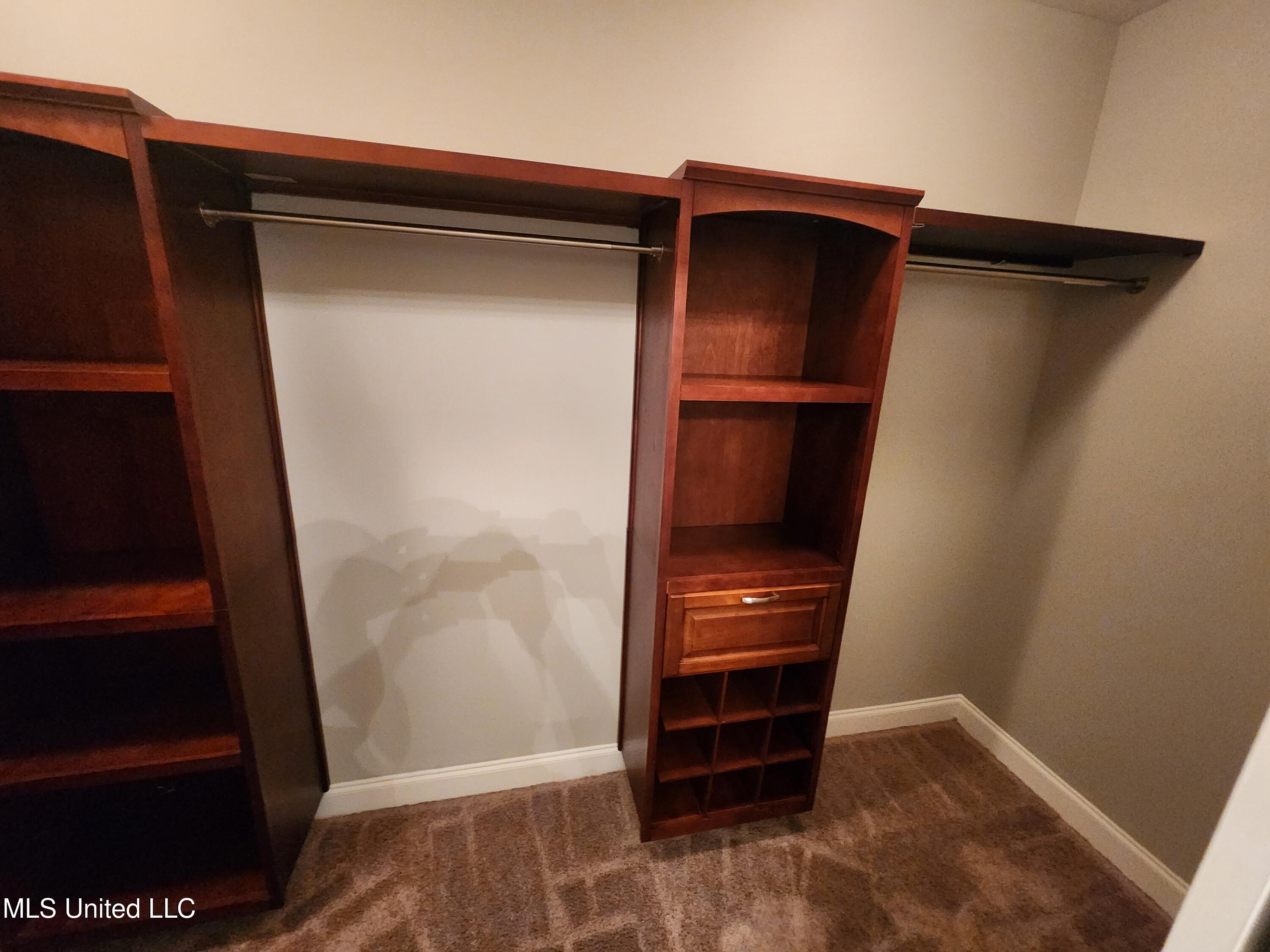 8107 Steven Henry Road Property Photo 23