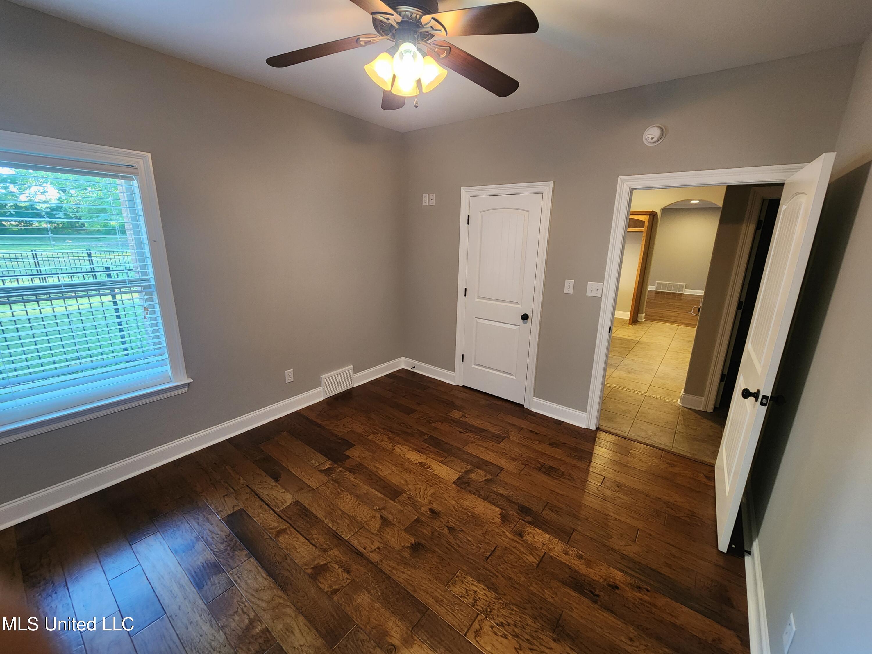 8107 Steven Henry Road Property Photo 26