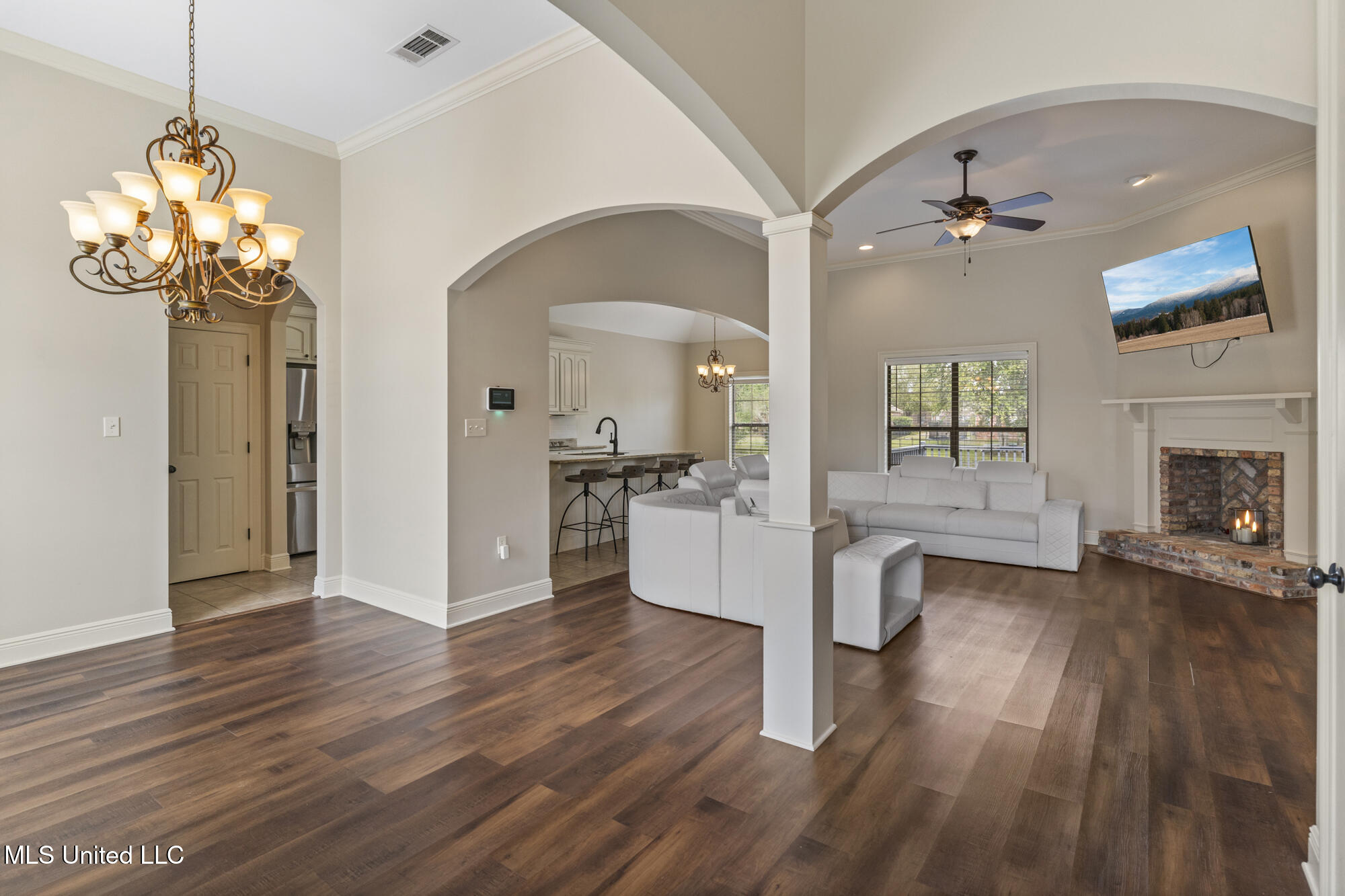 152 Sunline Drive Property Photo 8