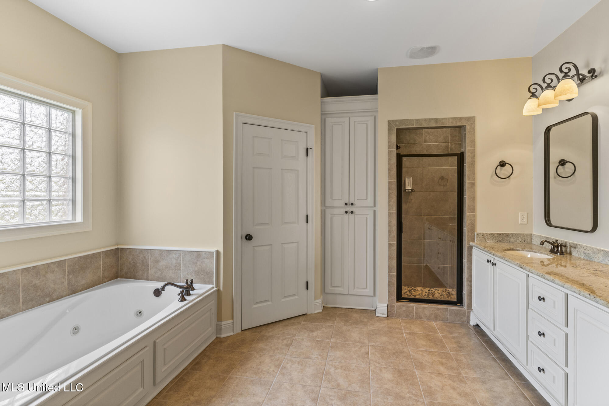 152 Sunline Drive Property Photo 25