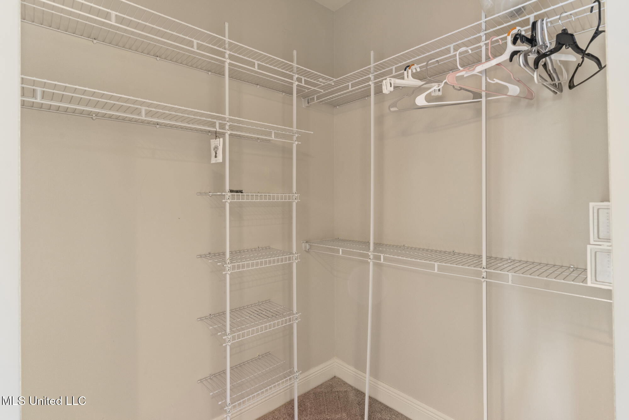 152 Sunline Drive Property Photo 30