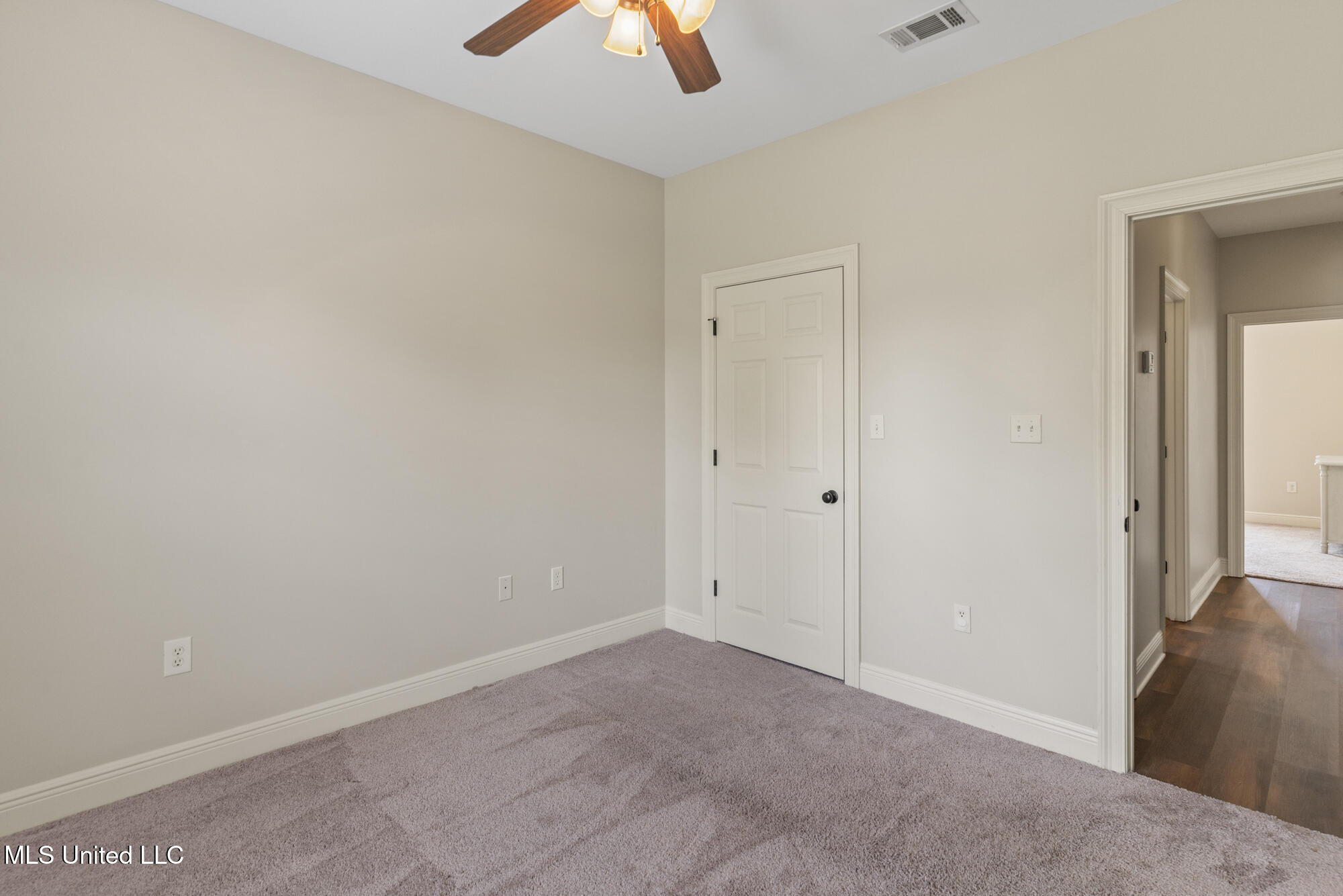 152 Sunline Drive Property Photo 36