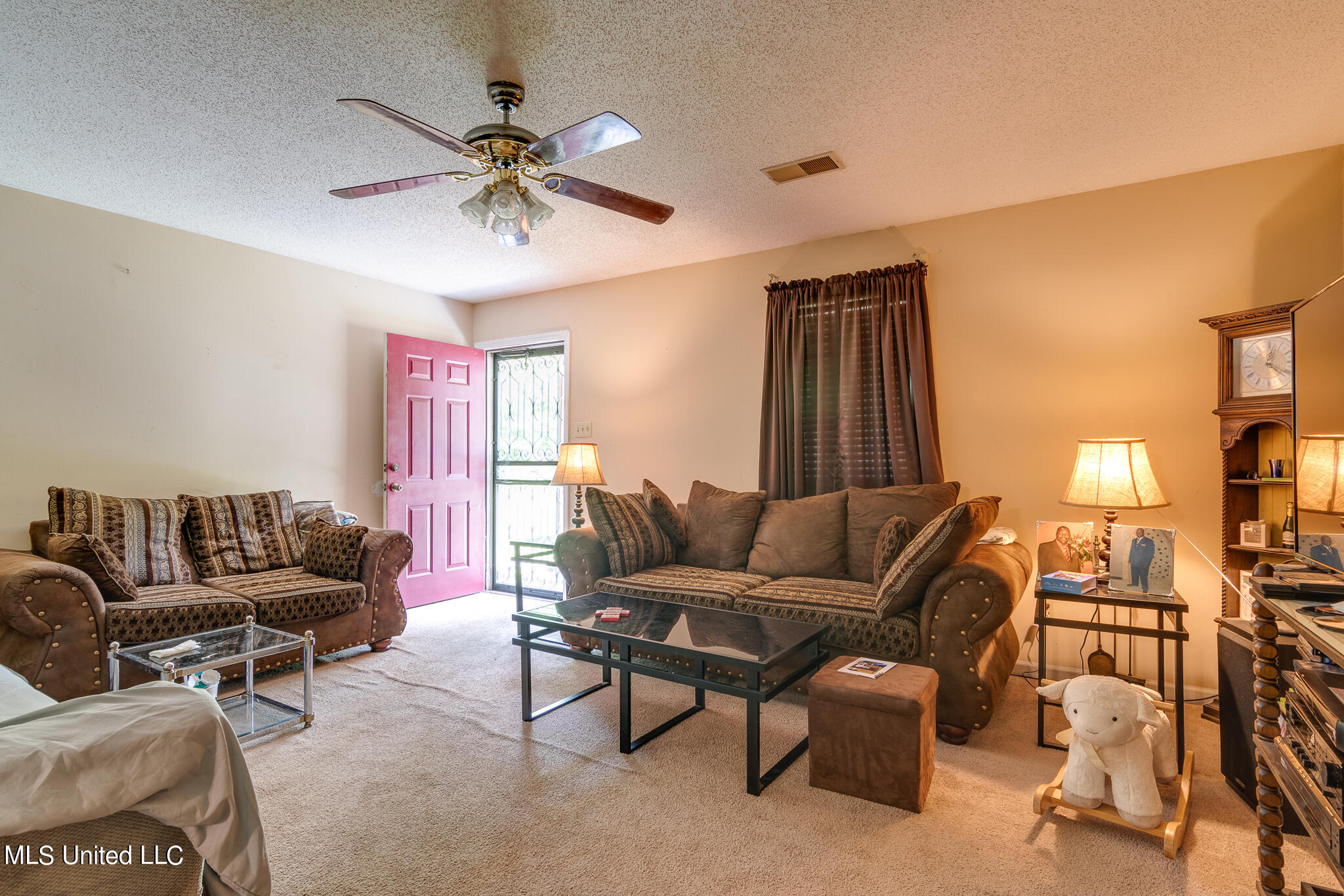 6741 Hacks Cross Road Property Photo 6