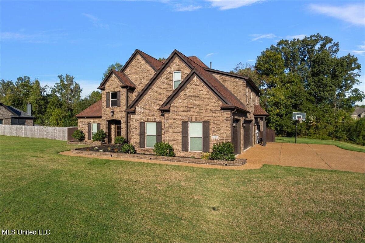 3328 Straw Bridge Road Property Photo 2