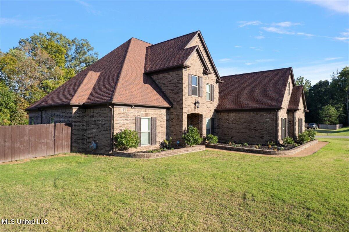 3328 Straw Bridge Road Property Photo 3