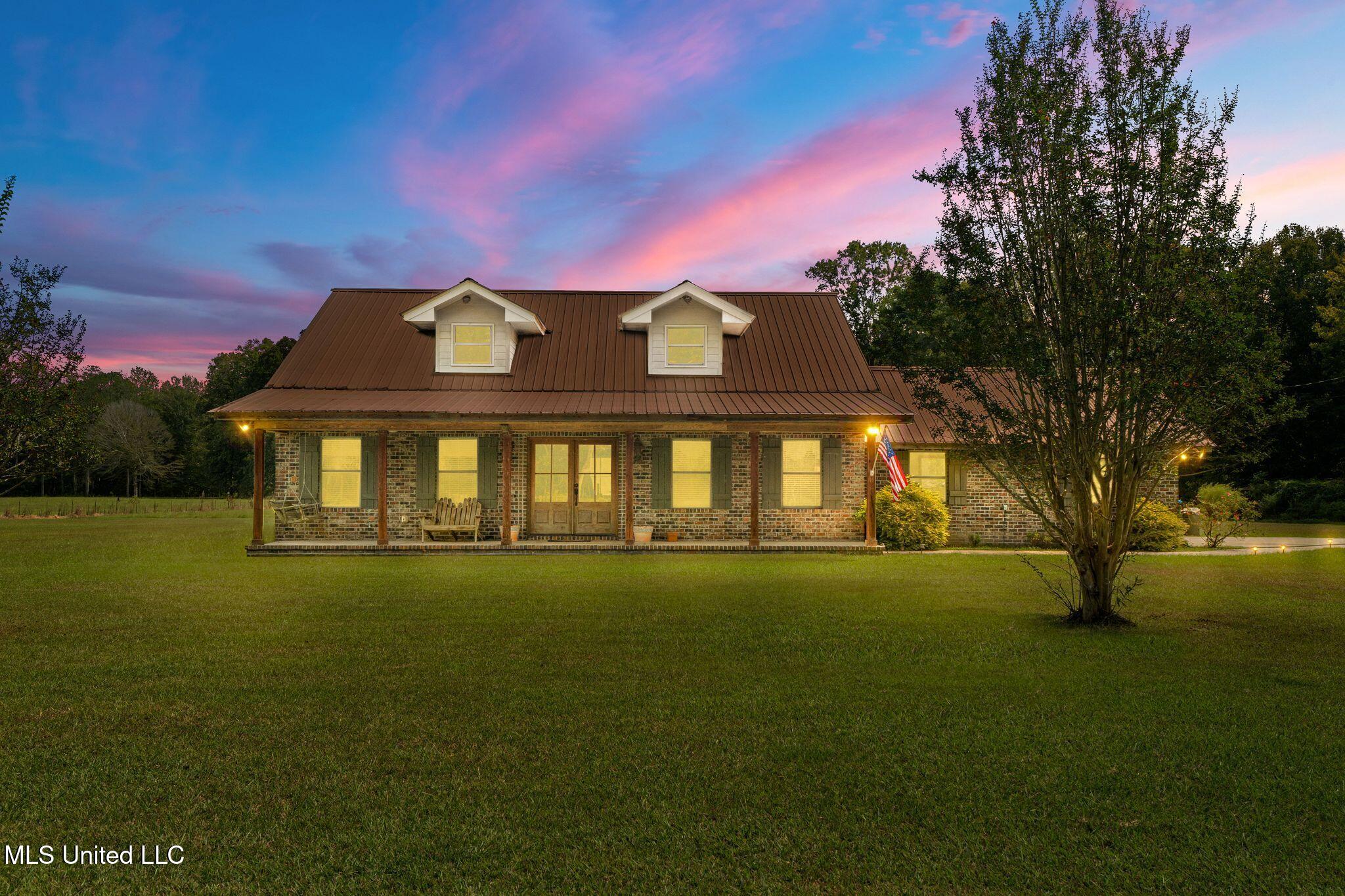 488 Rawls Springs Loop Road Property Photo 1