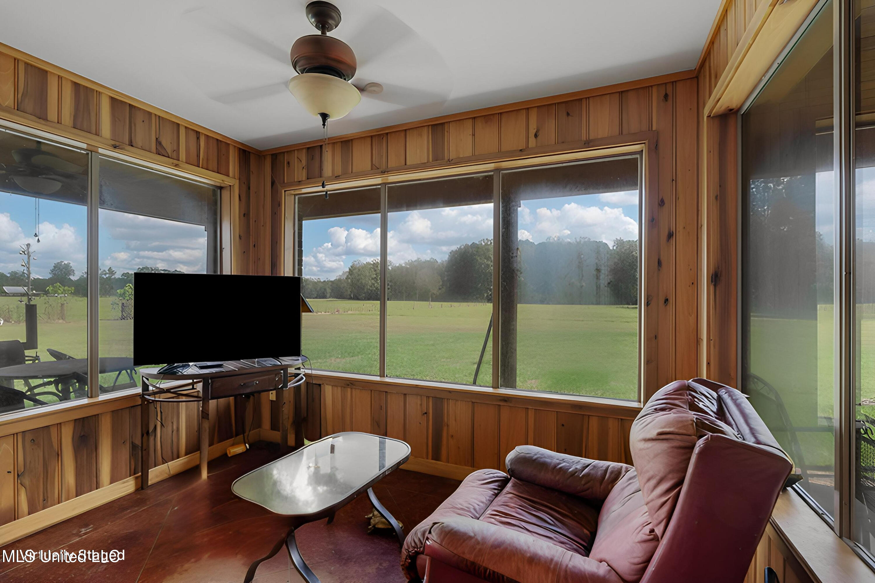 488 Rawls Springs Loop Road Property Photo 10