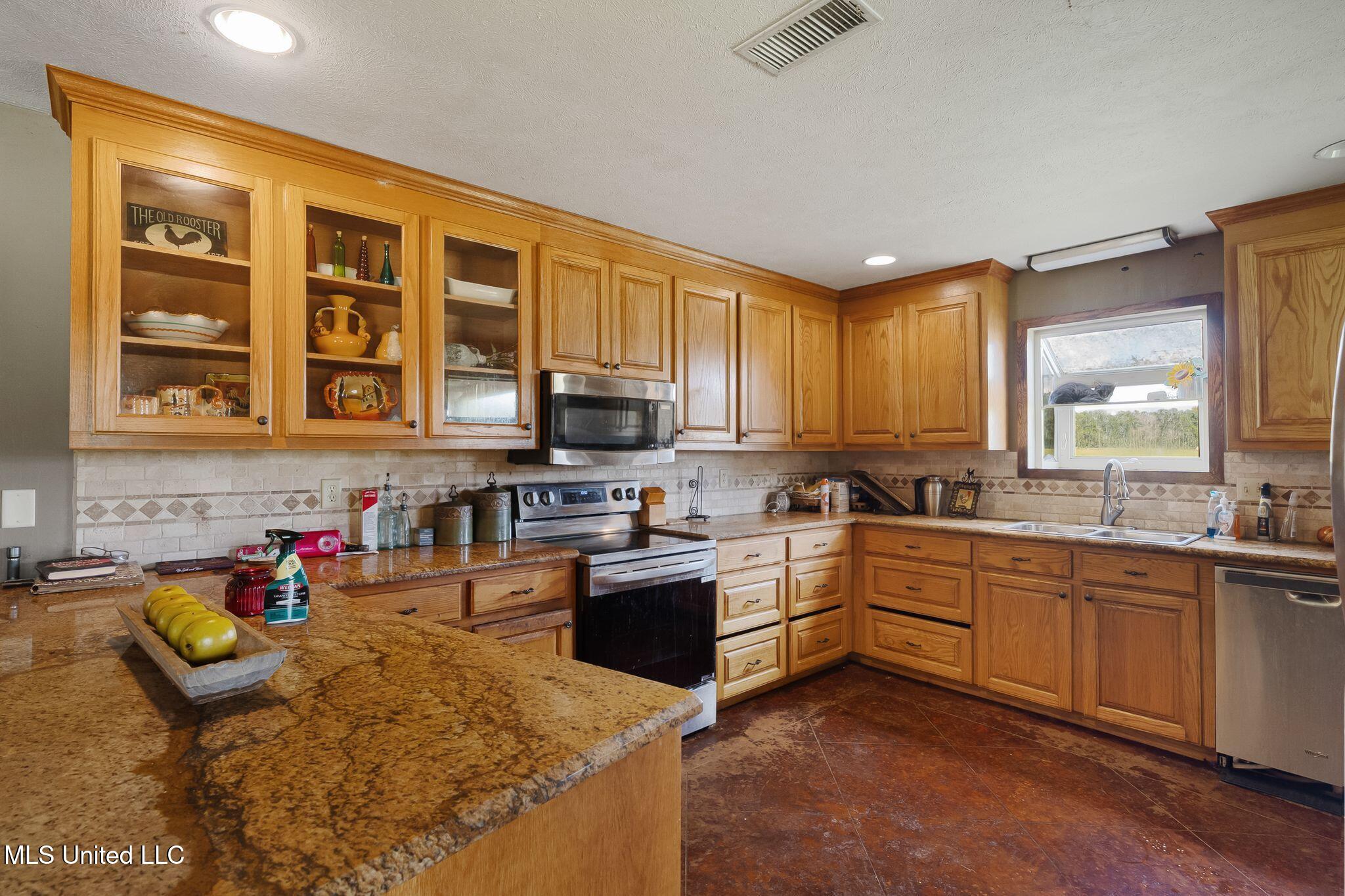 488 Rawls Springs Loop Road Property Photo 11