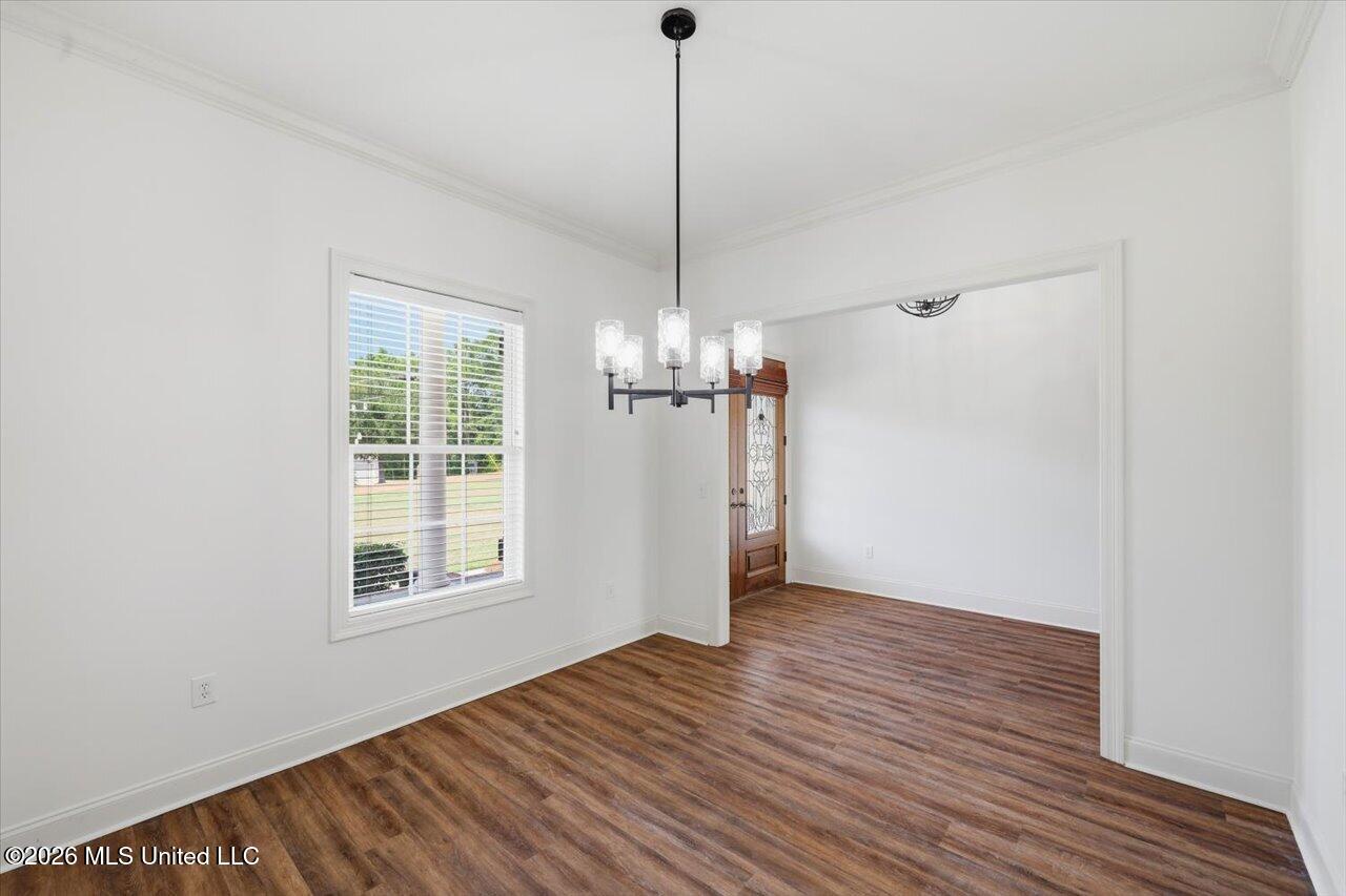 1015 Longwood Place Property Photo 21