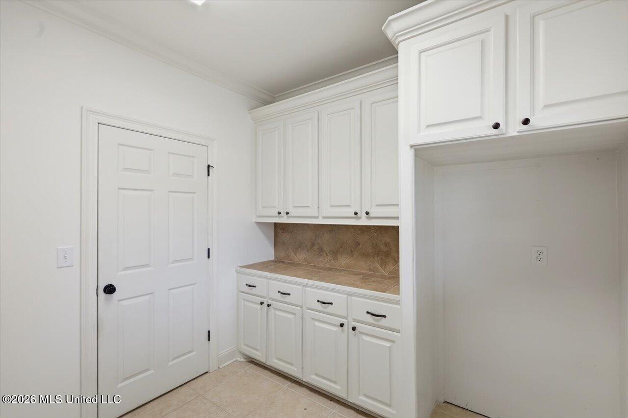 1015 Longwood Place Property Photo 25