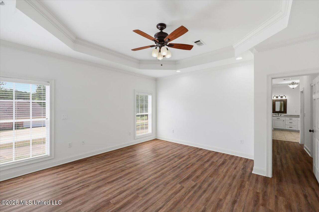 1015 Longwood Place Property Photo 26