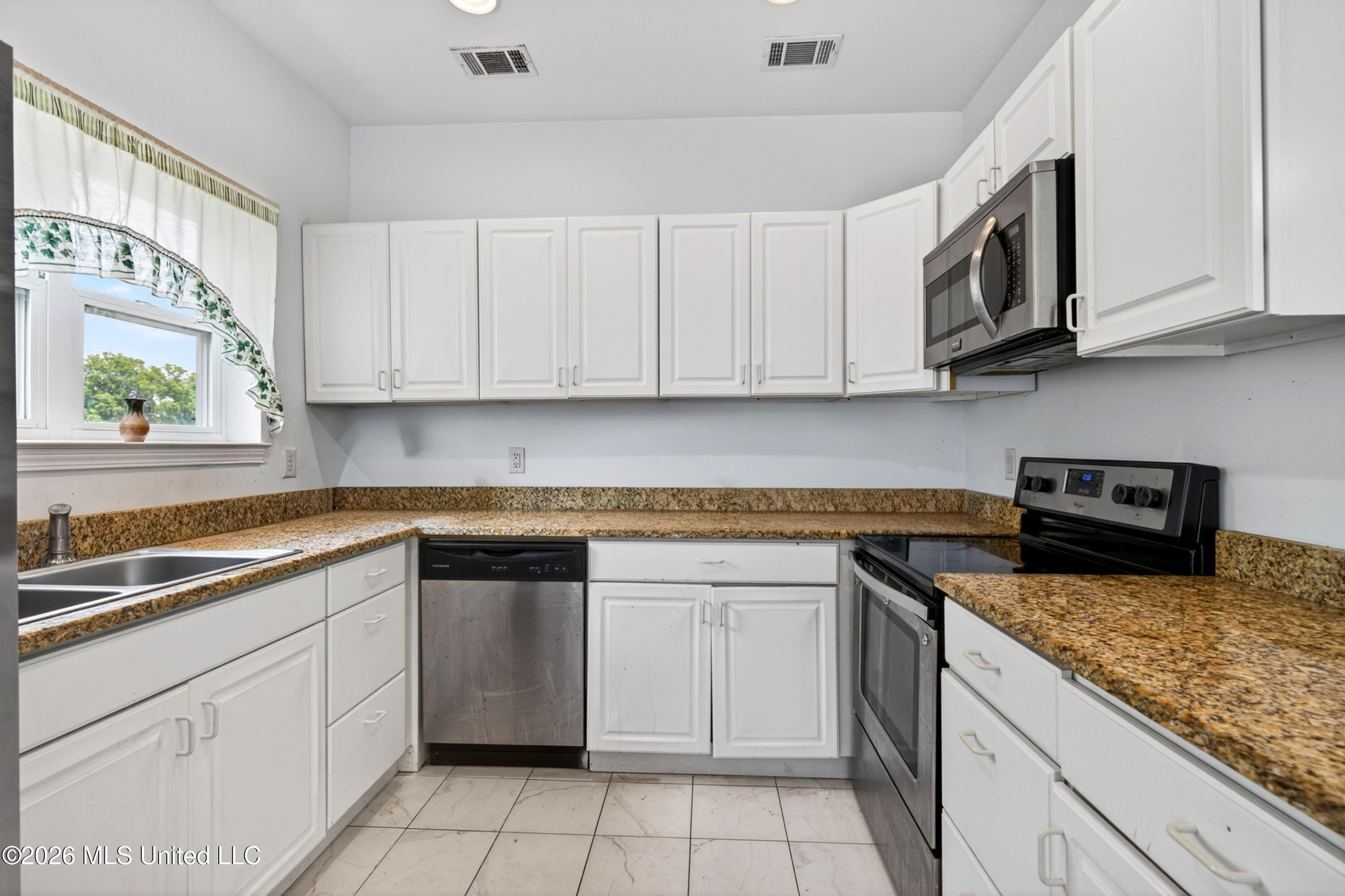 153 Markham Drive Property Photo 42