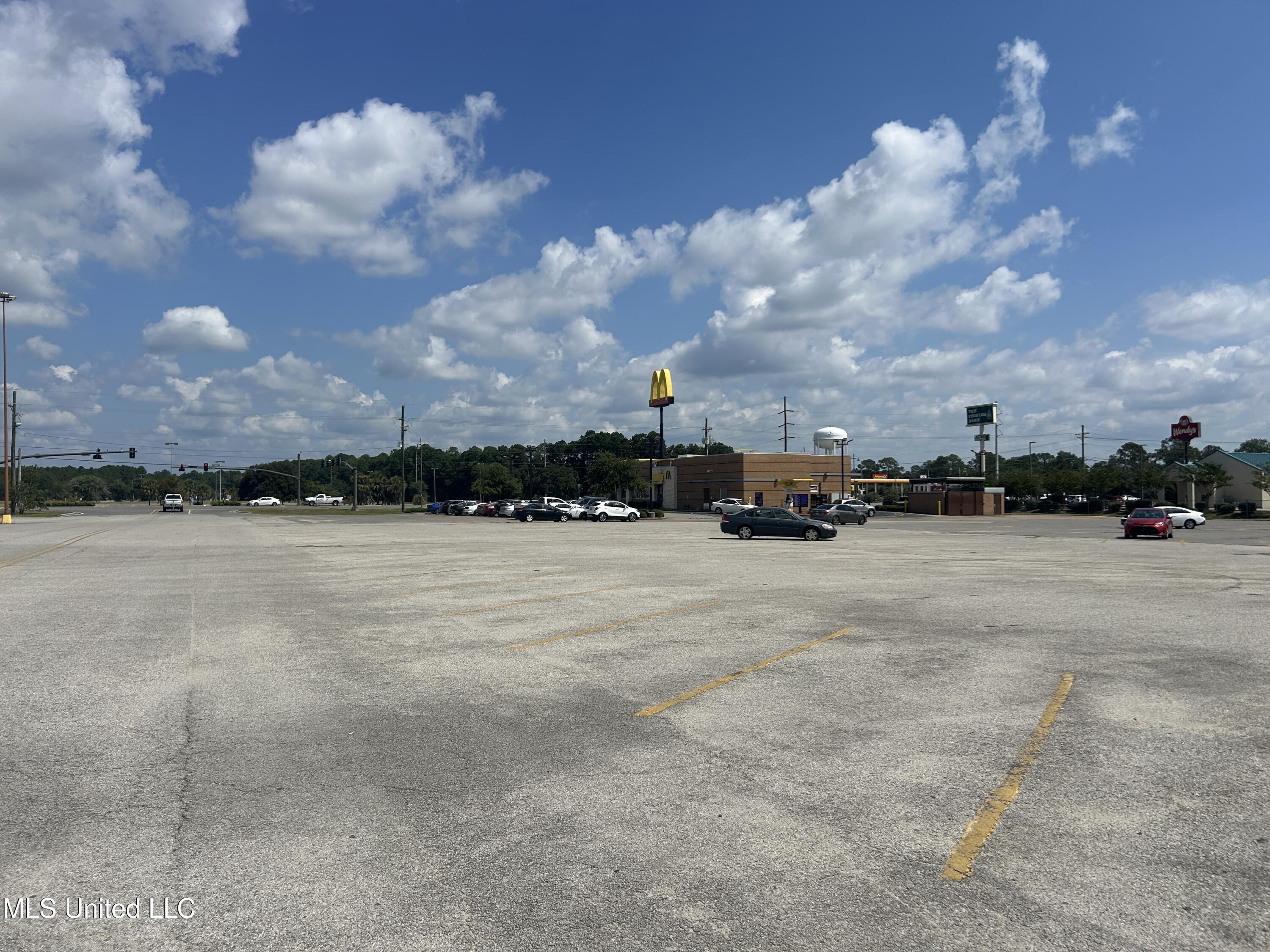 2525 Highway 90 Property Photo 4