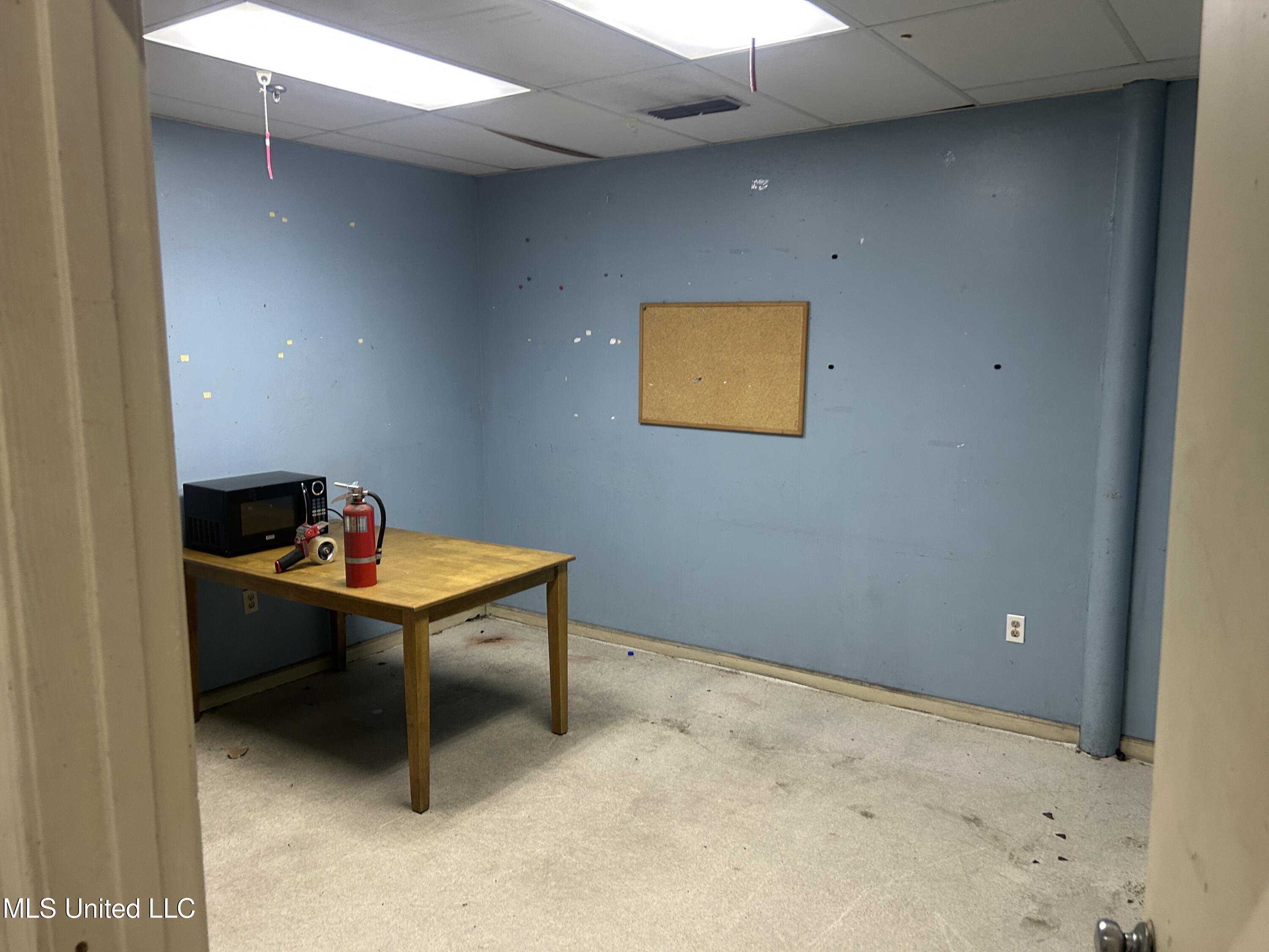 2525 Highway 90 Property Photo 17