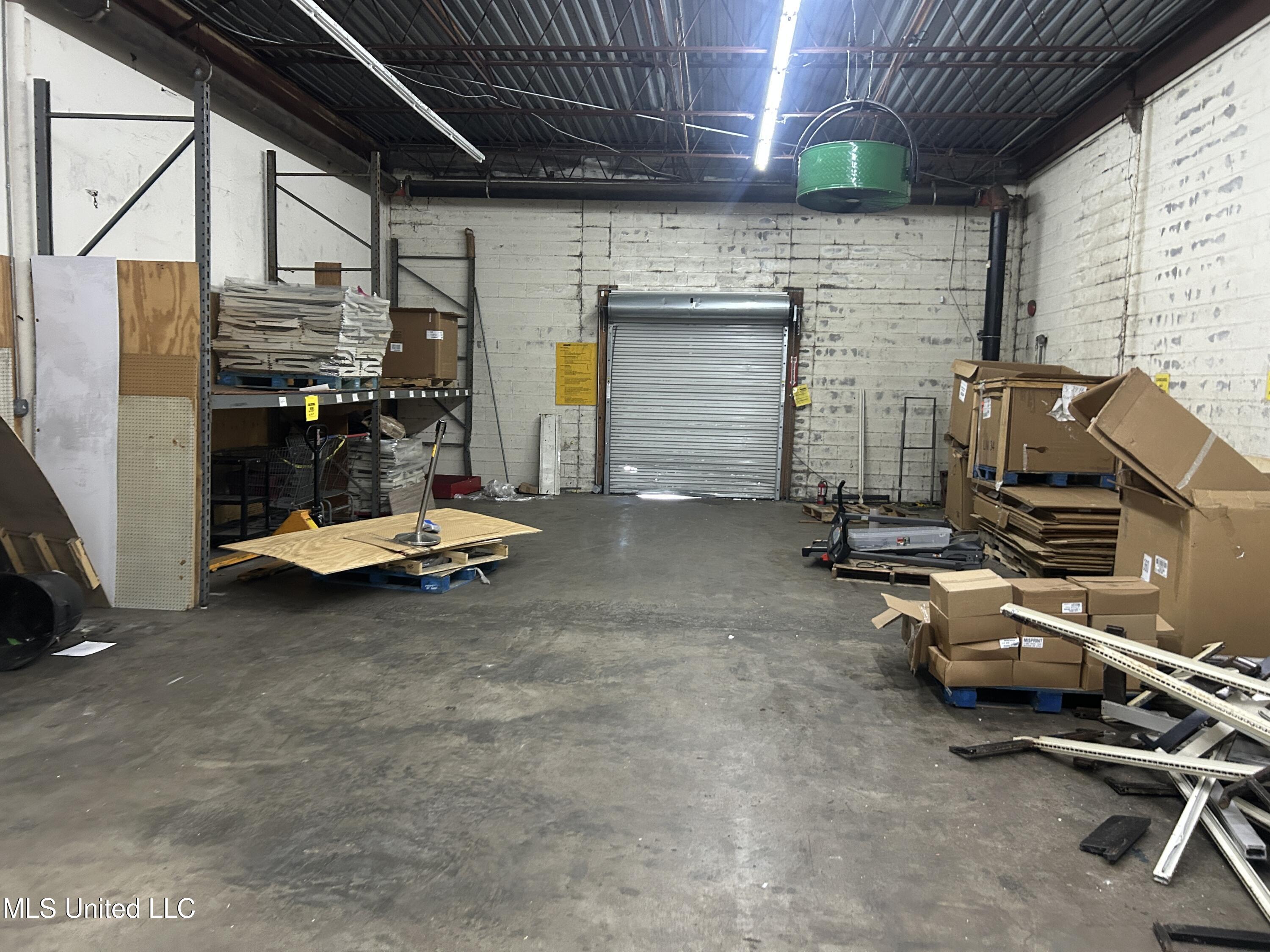 2525 Highway 90 Property Photo 21