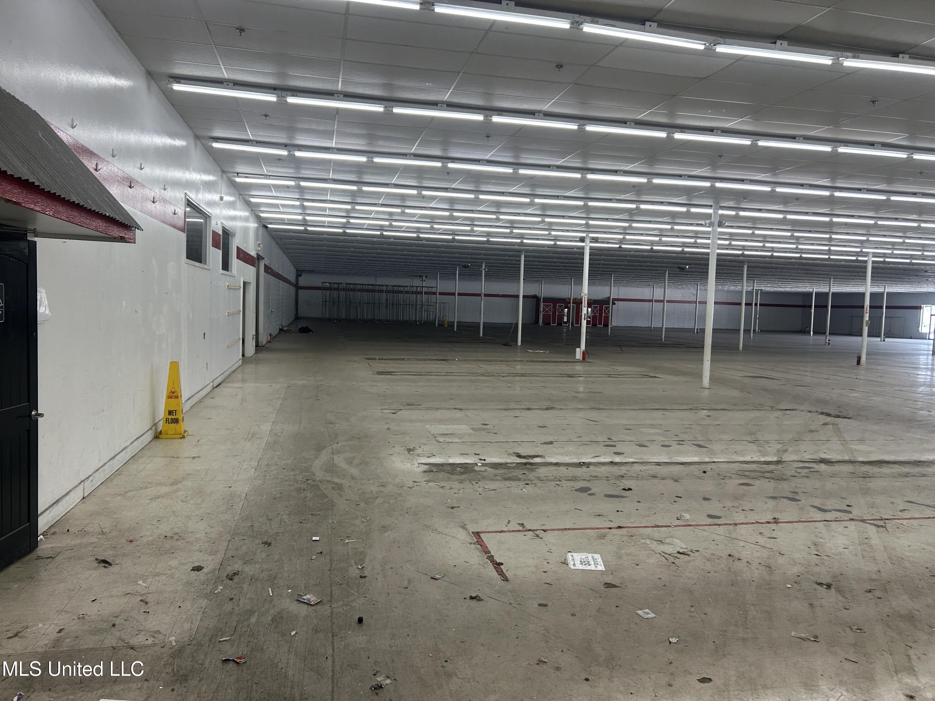 2525 Highway 90 Property Photo 23