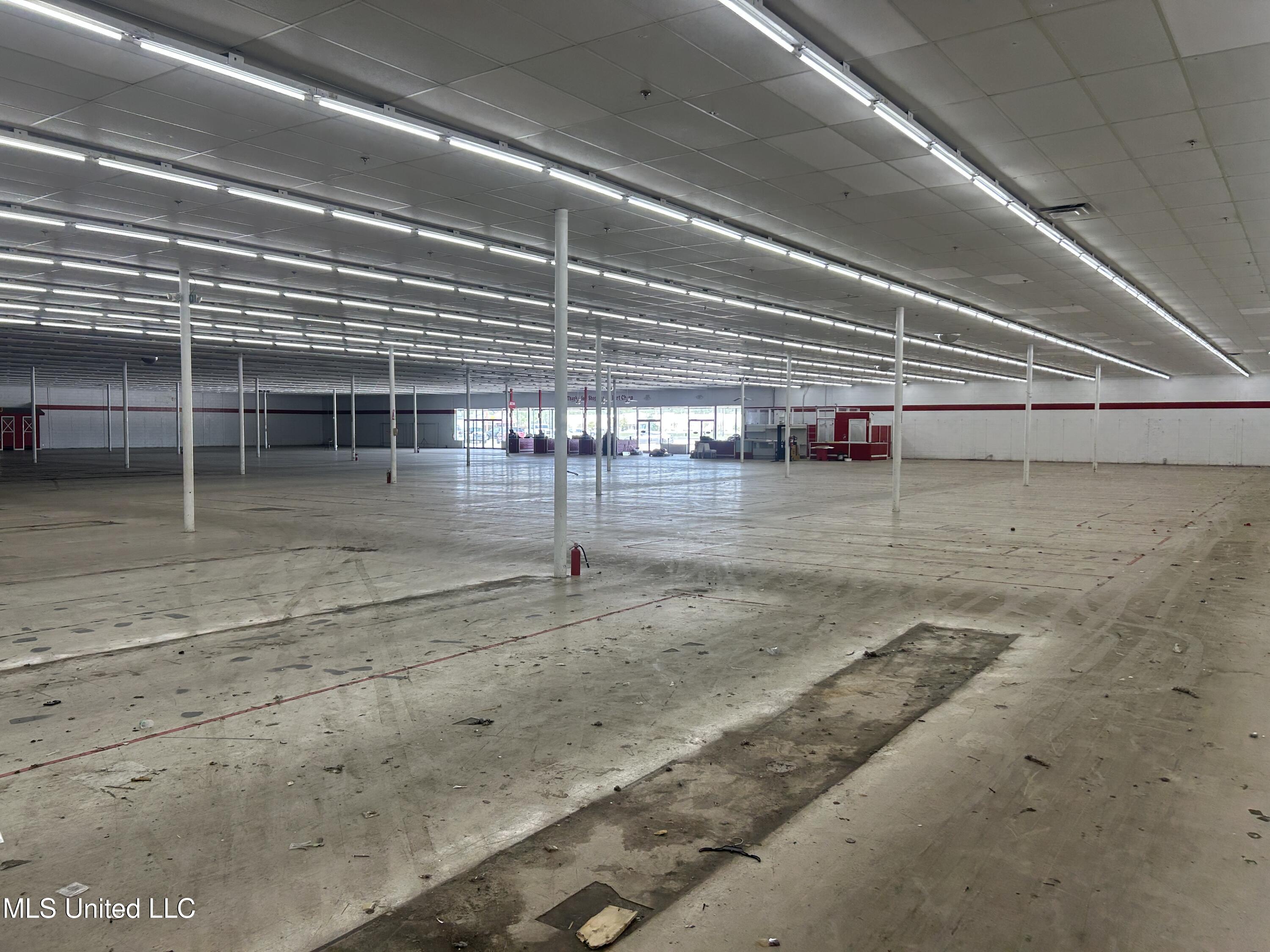 2525 Highway 90 Property Photo 24