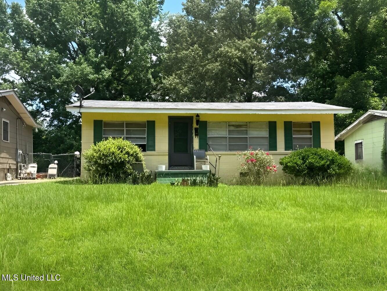3712 Sunset Drive Property Photo 2