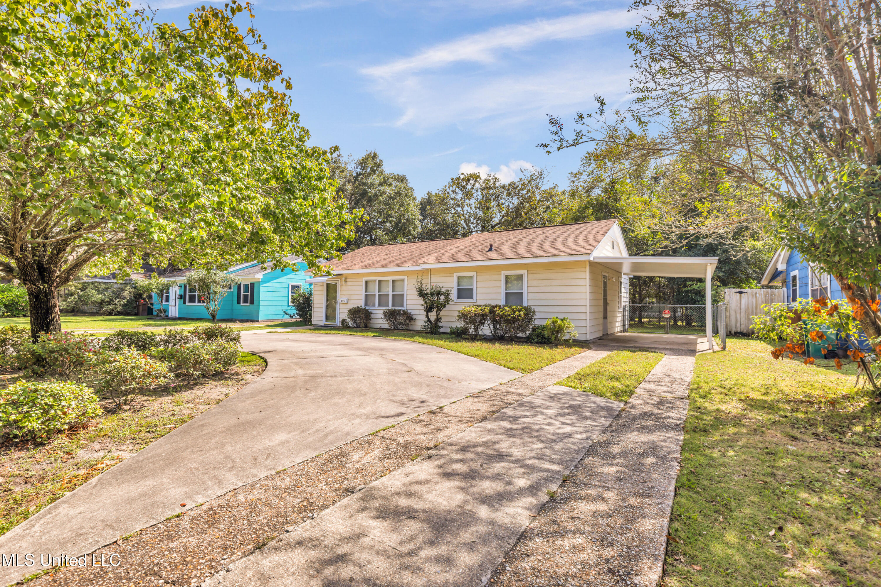 1775 Currie Street Property Photo 2