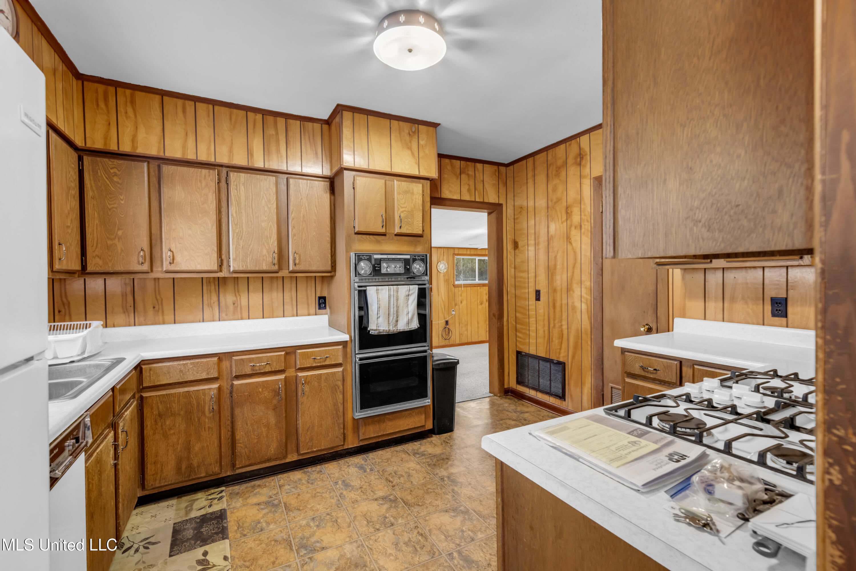 1775 Currie Street Property Photo 8