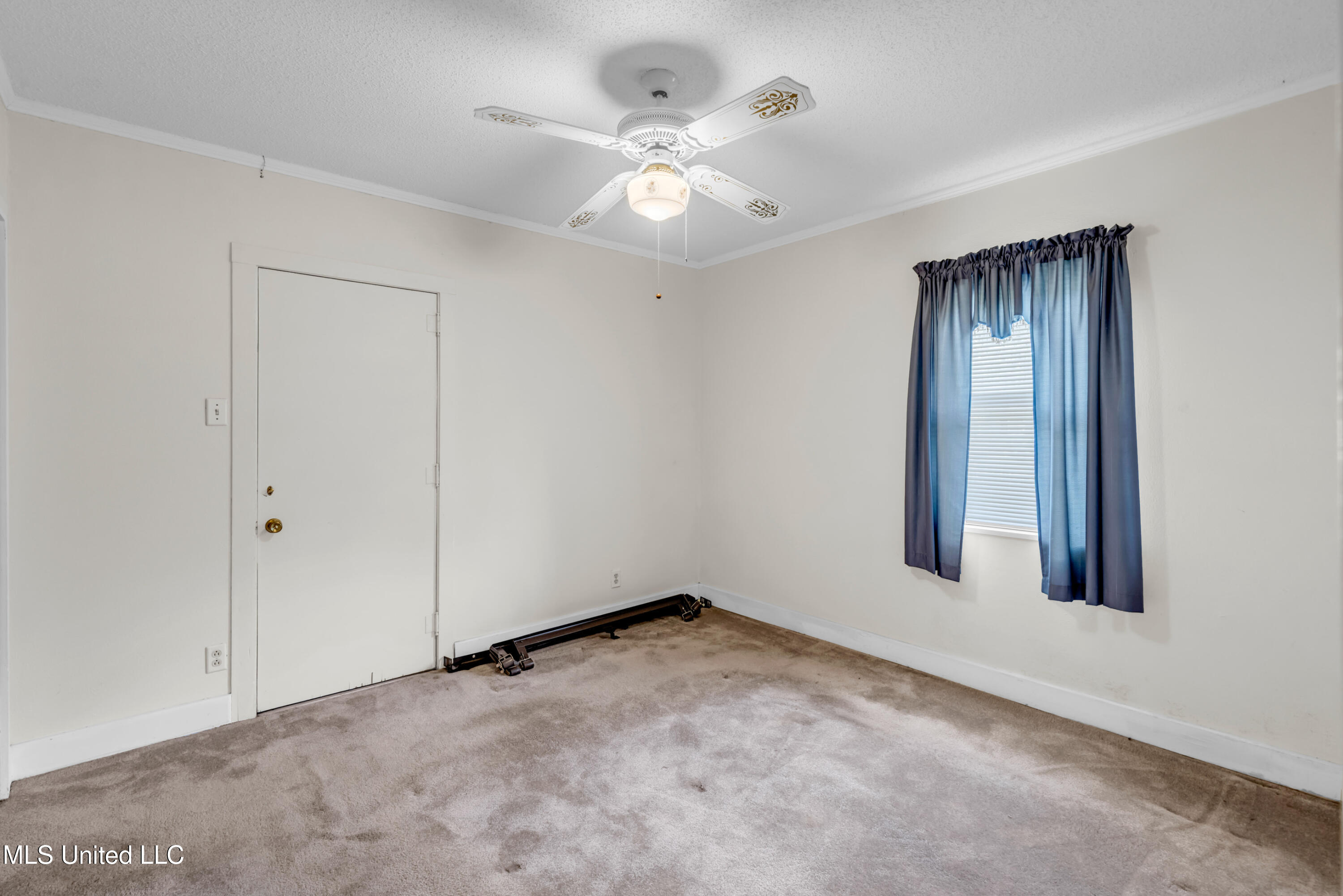 1775 Currie Street Property Photo 18