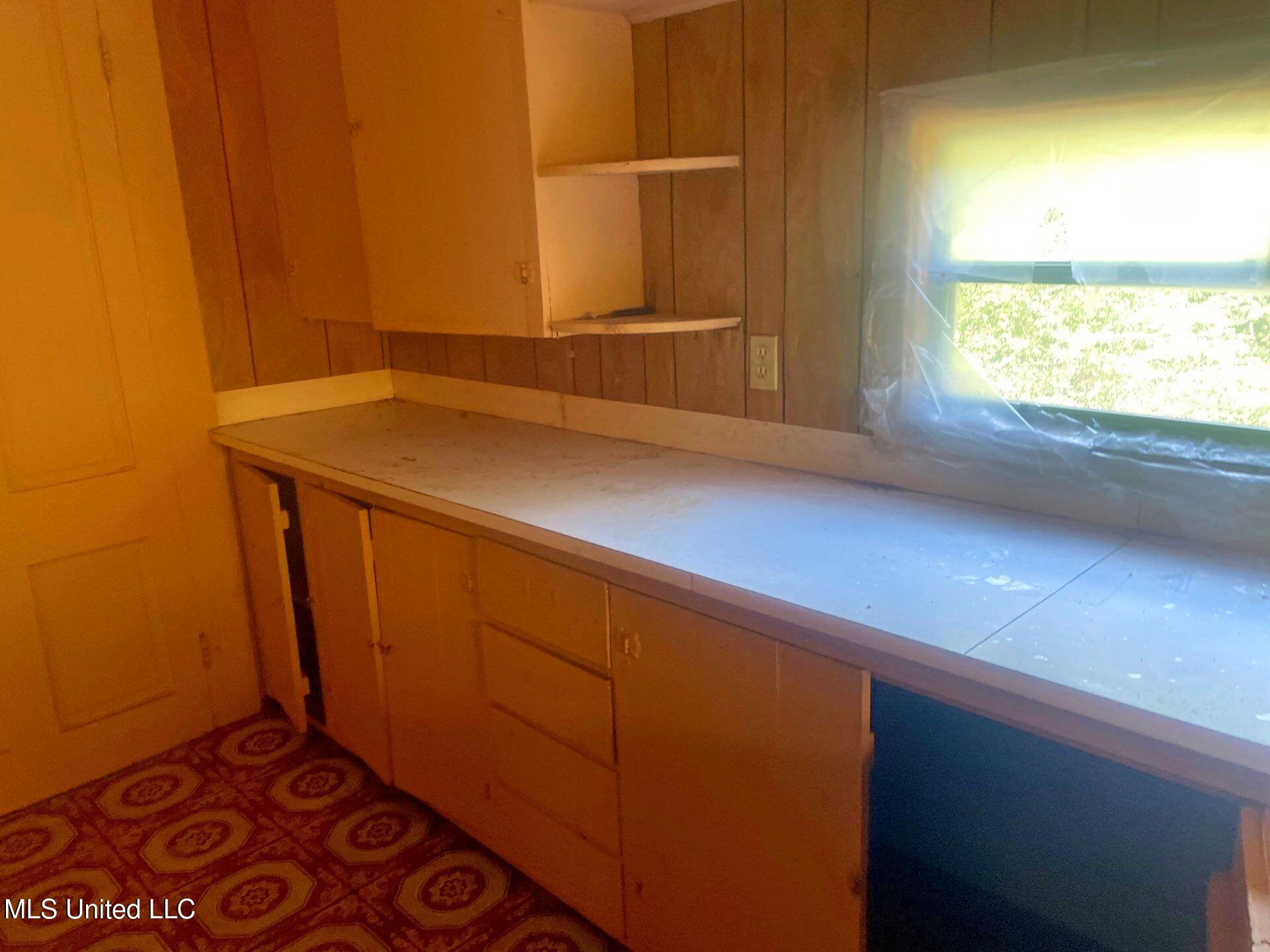 9234 Null Road Property Photo 2