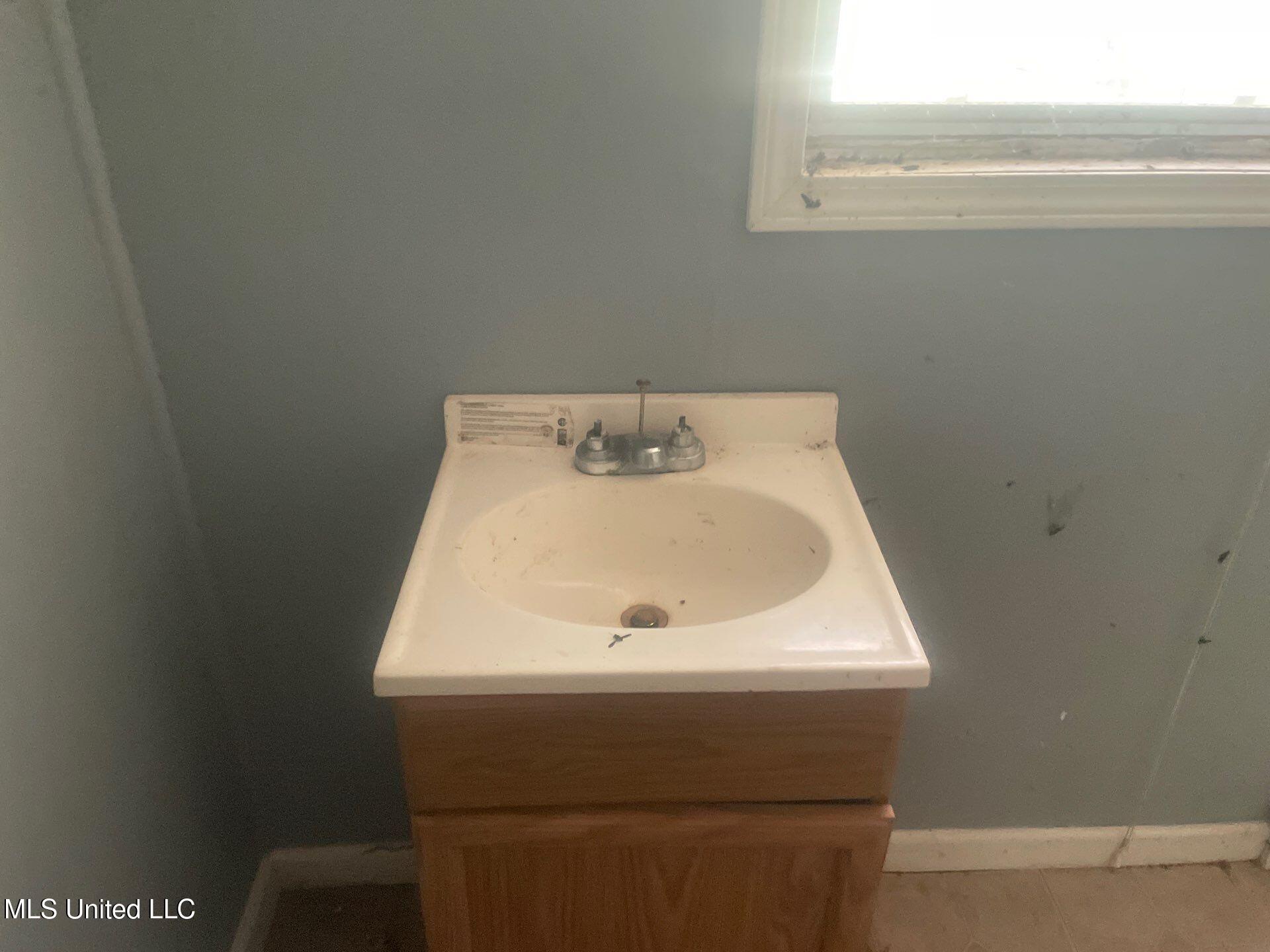 9234 Null Road Property Photo 10