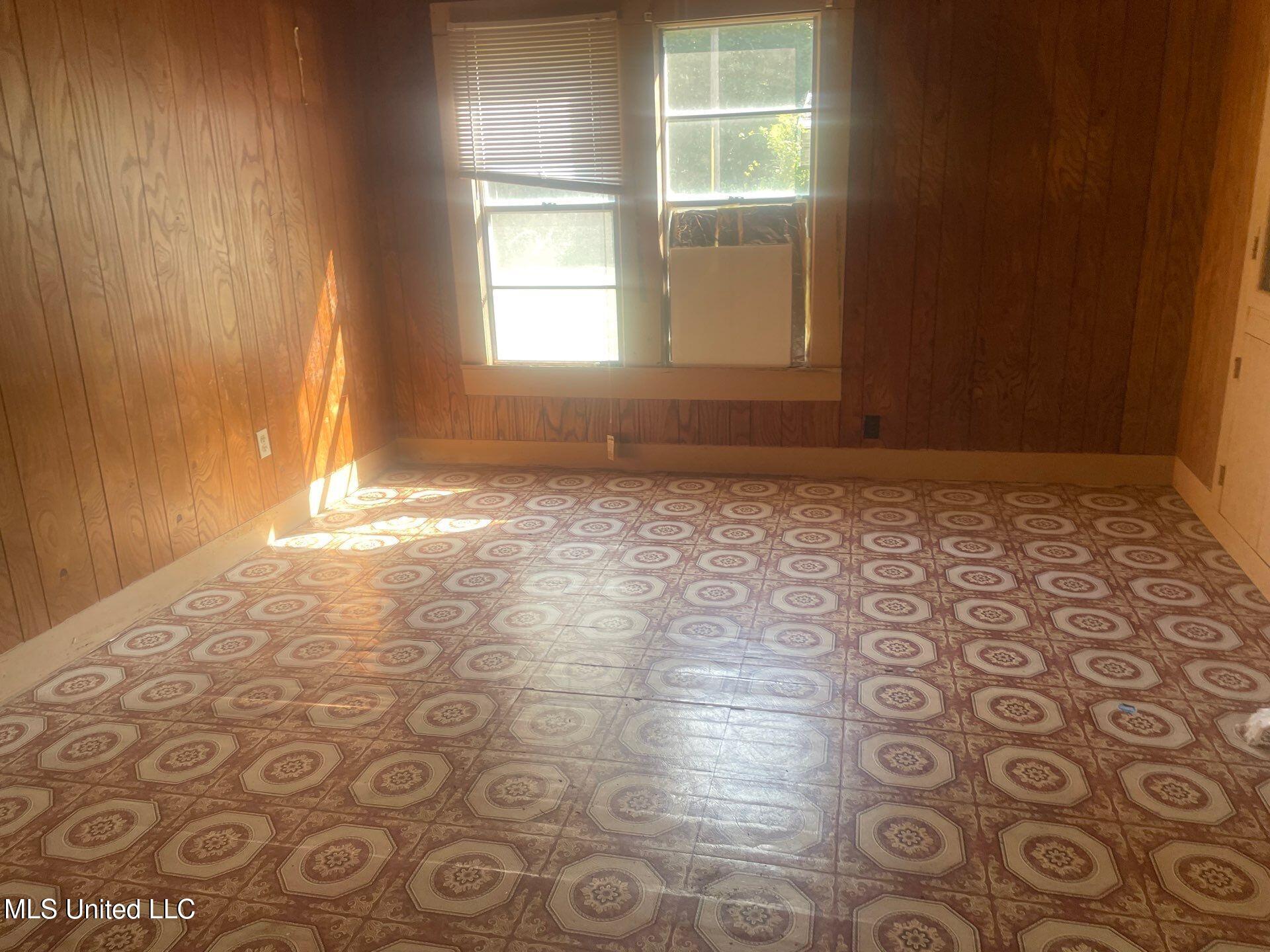 9234 Null Road Property Photo 14