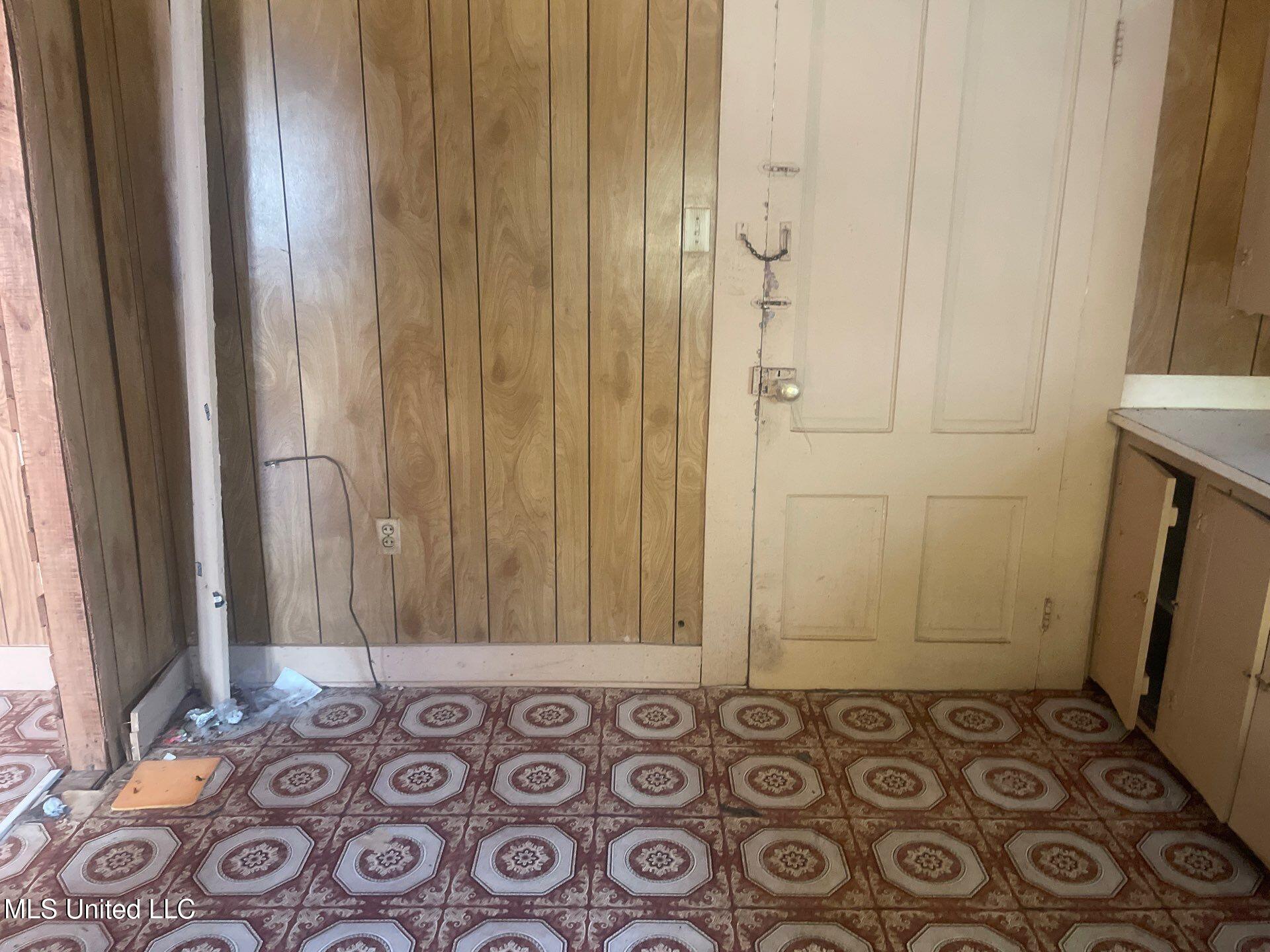 9234 Null Road Property Photo 17